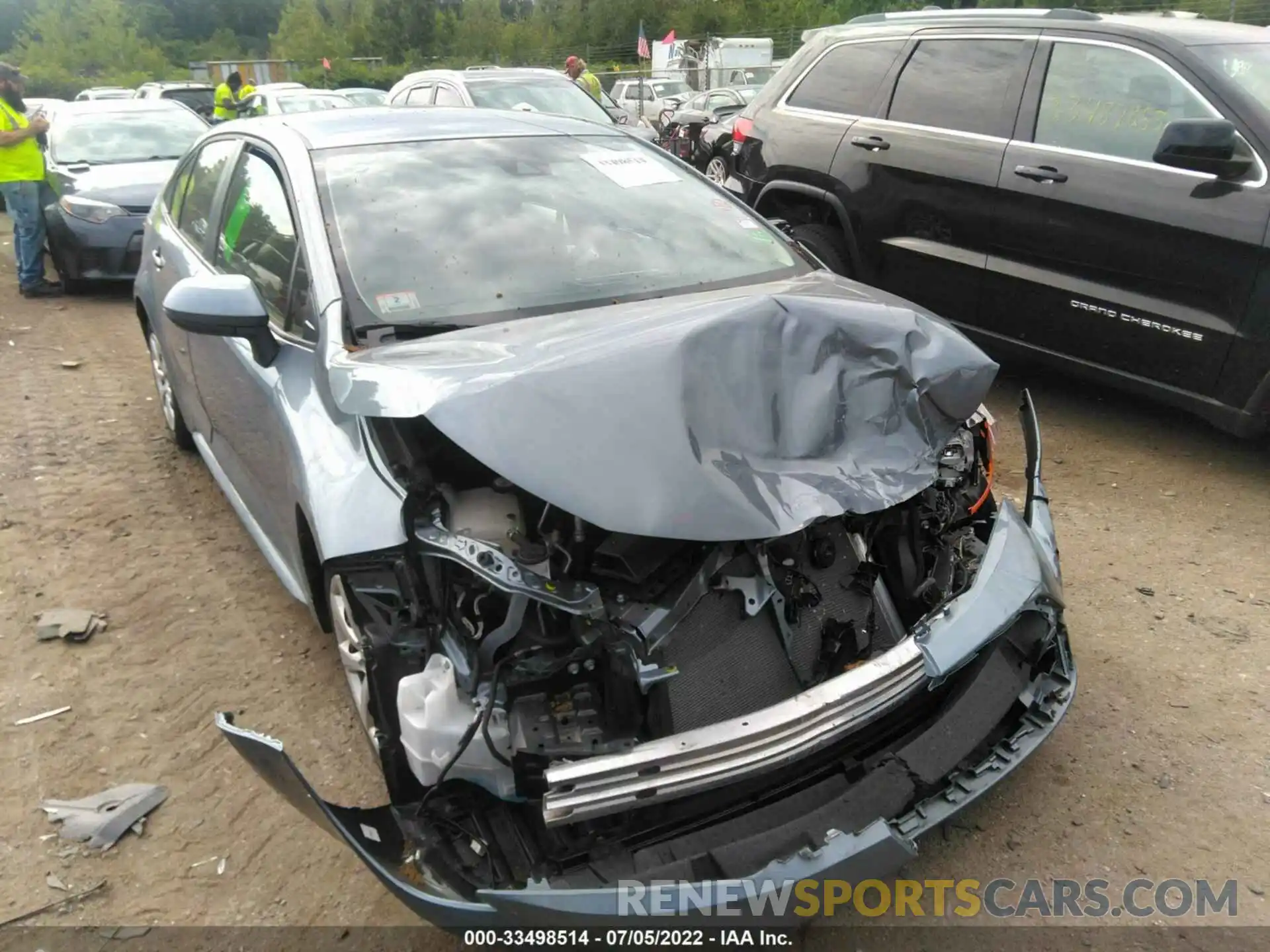 1 Photograph of a damaged car JTDEPRAE9LJ117123 TOYOTA COROLLA 2020