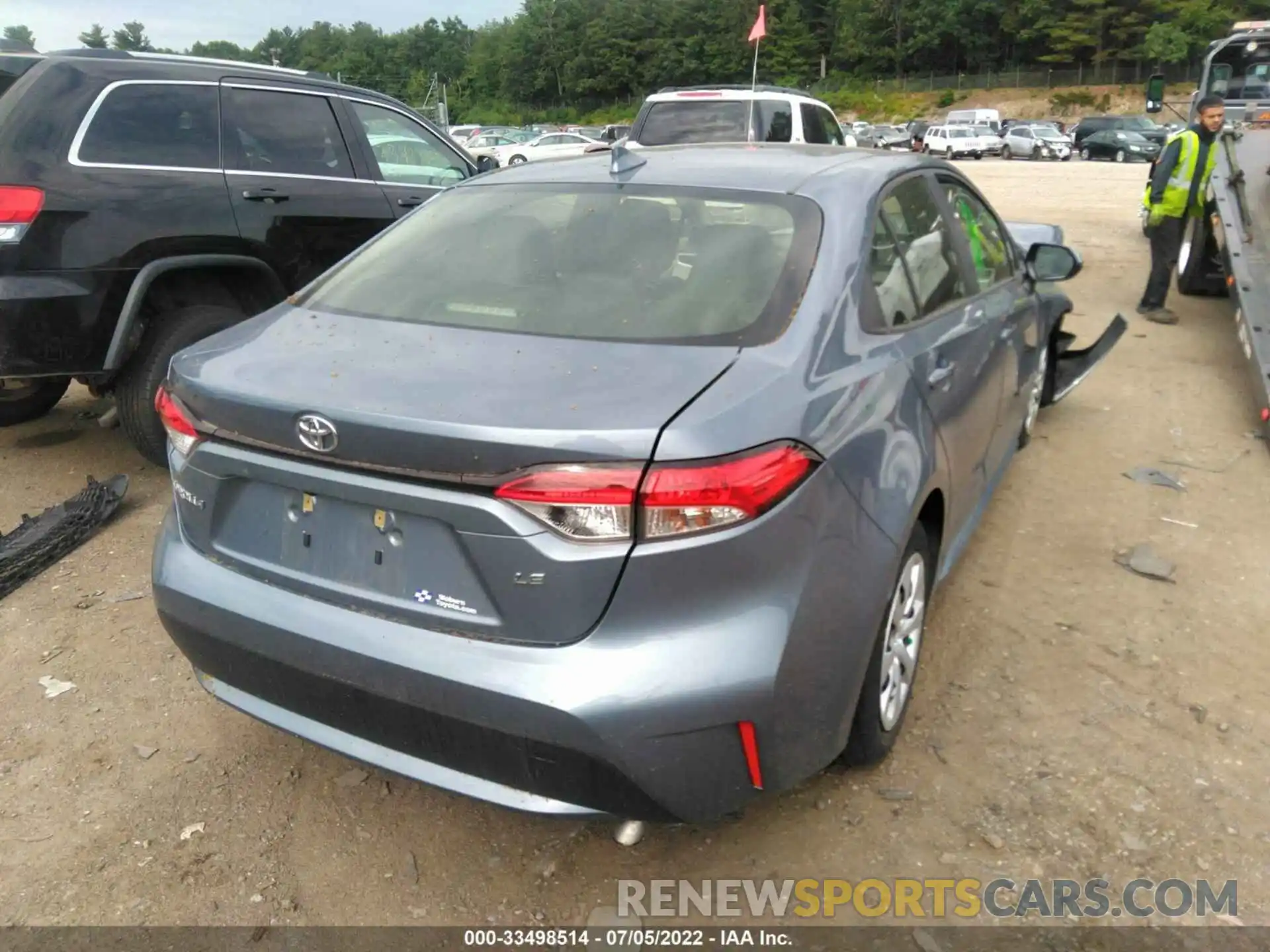 4 Photograph of a damaged car JTDEPRAE9LJ117123 TOYOTA COROLLA 2020