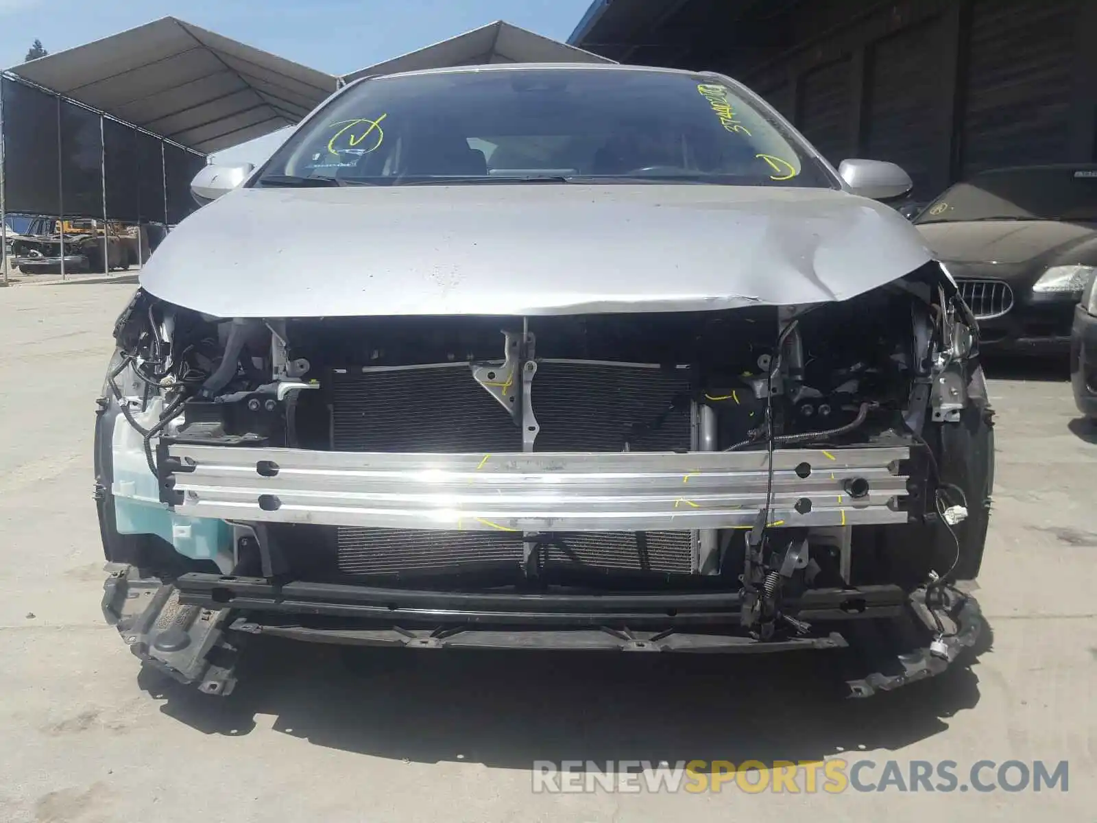 9 Photograph of a damaged car JTDEPRAEXLJ005401 TOYOTA COROLLA 2020