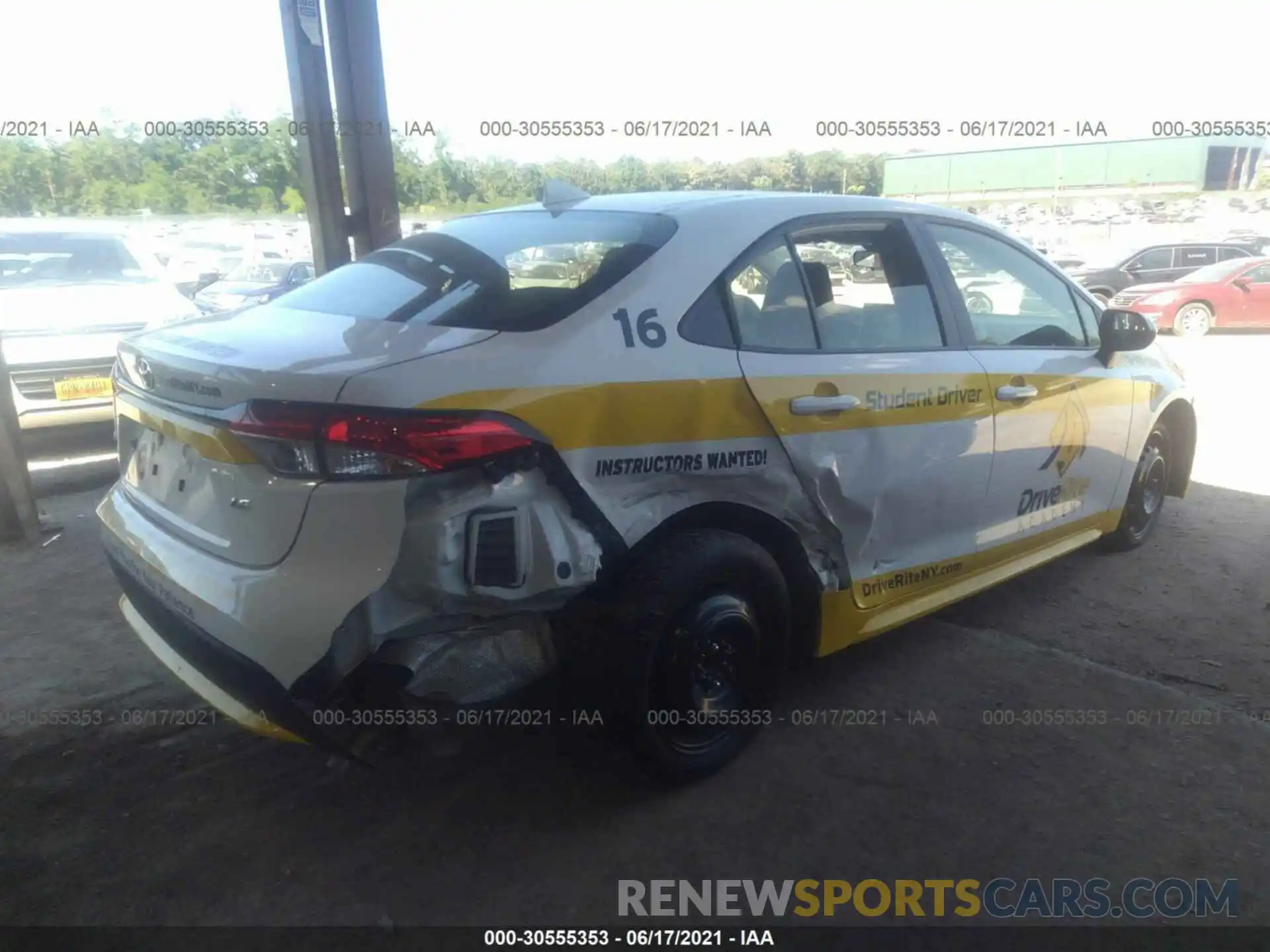 4 Photograph of a damaged car JTDEPRAEXLJ018200 TOYOTA COROLLA 2020