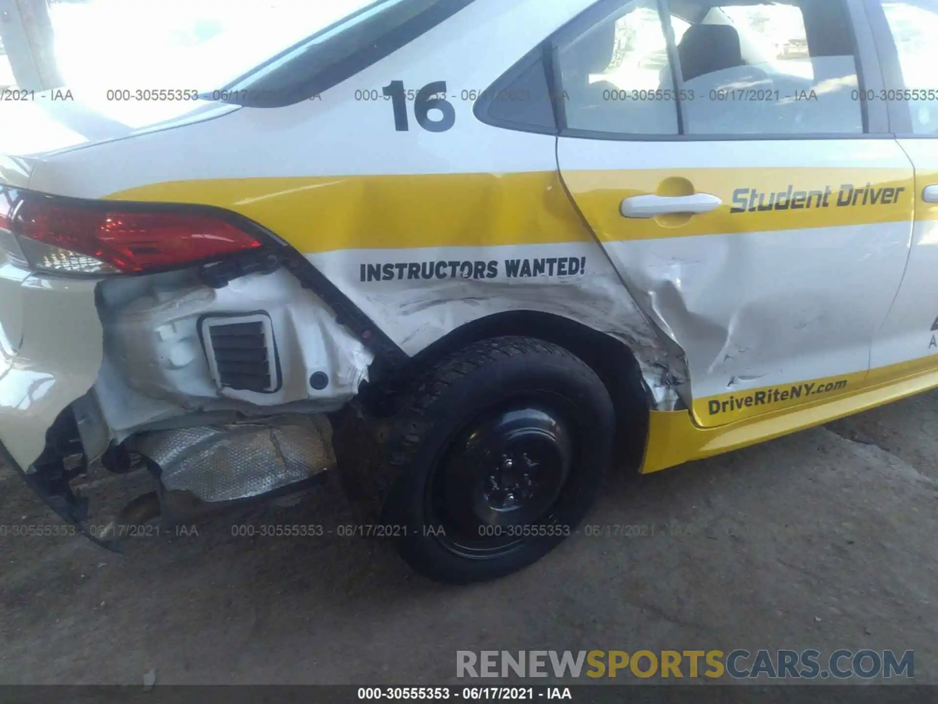 6 Photograph of a damaged car JTDEPRAEXLJ018200 TOYOTA COROLLA 2020