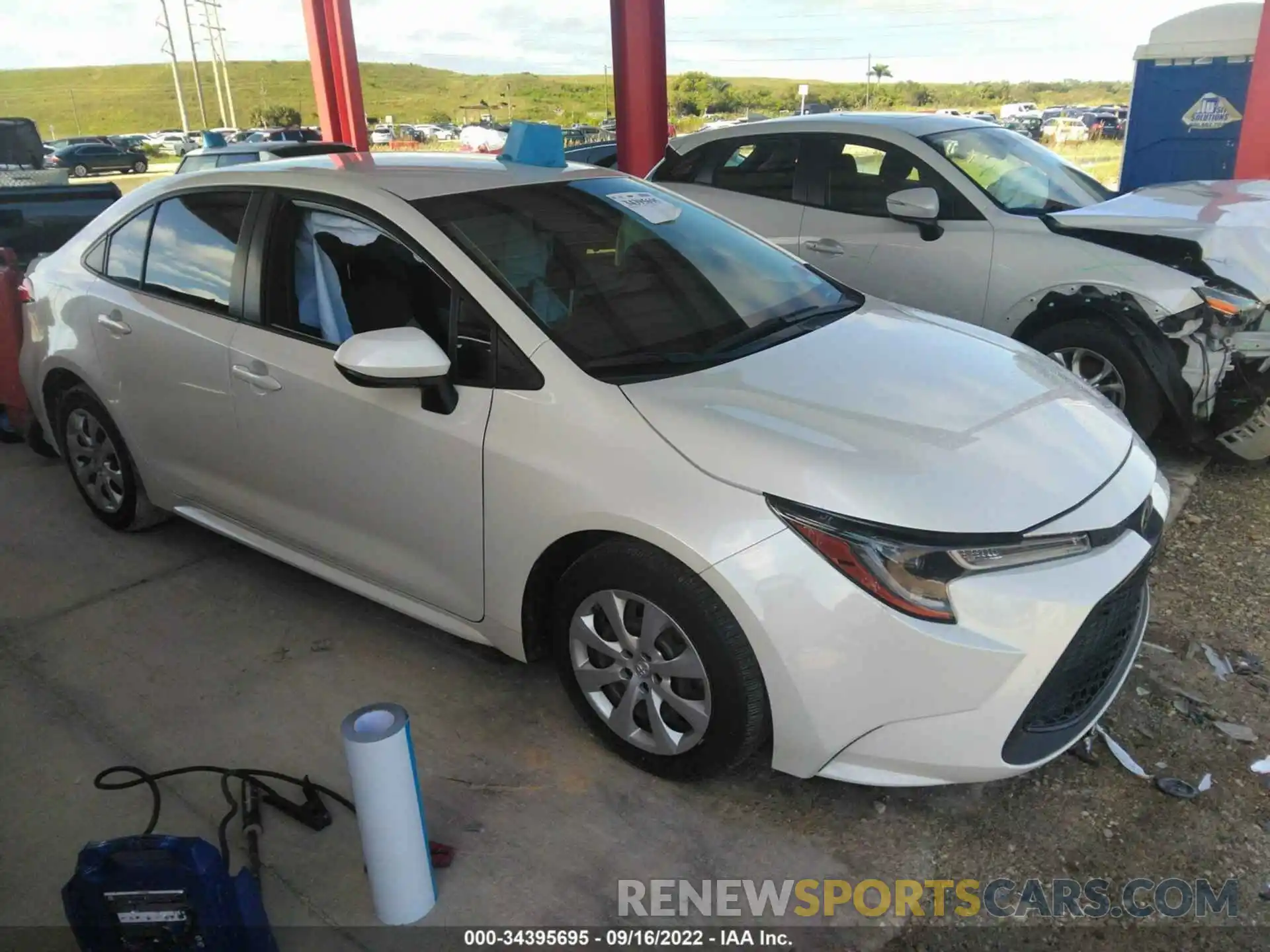 1 Photograph of a damaged car JTDEPRAEXLJ018231 TOYOTA COROLLA 2020