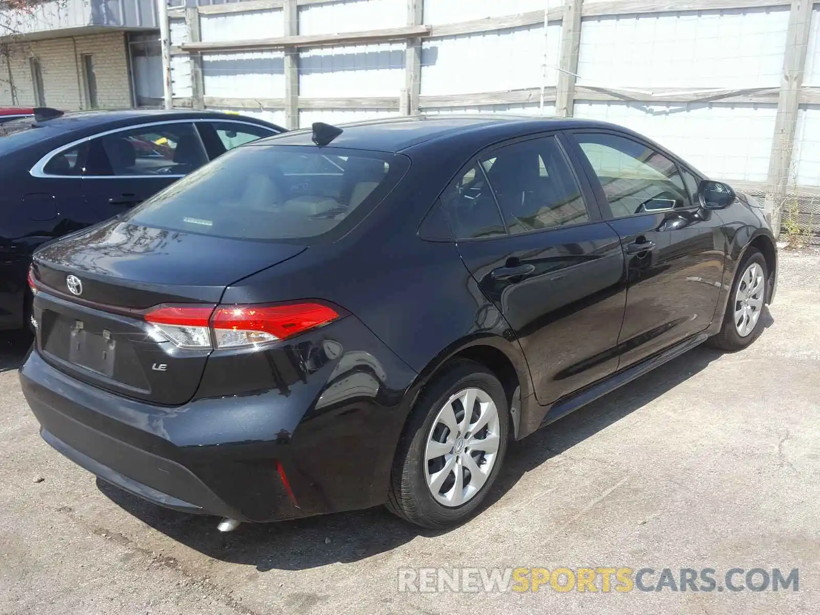 4 Photograph of a damaged car JTDEPRAEXLJ021064 TOYOTA COROLLA 2020