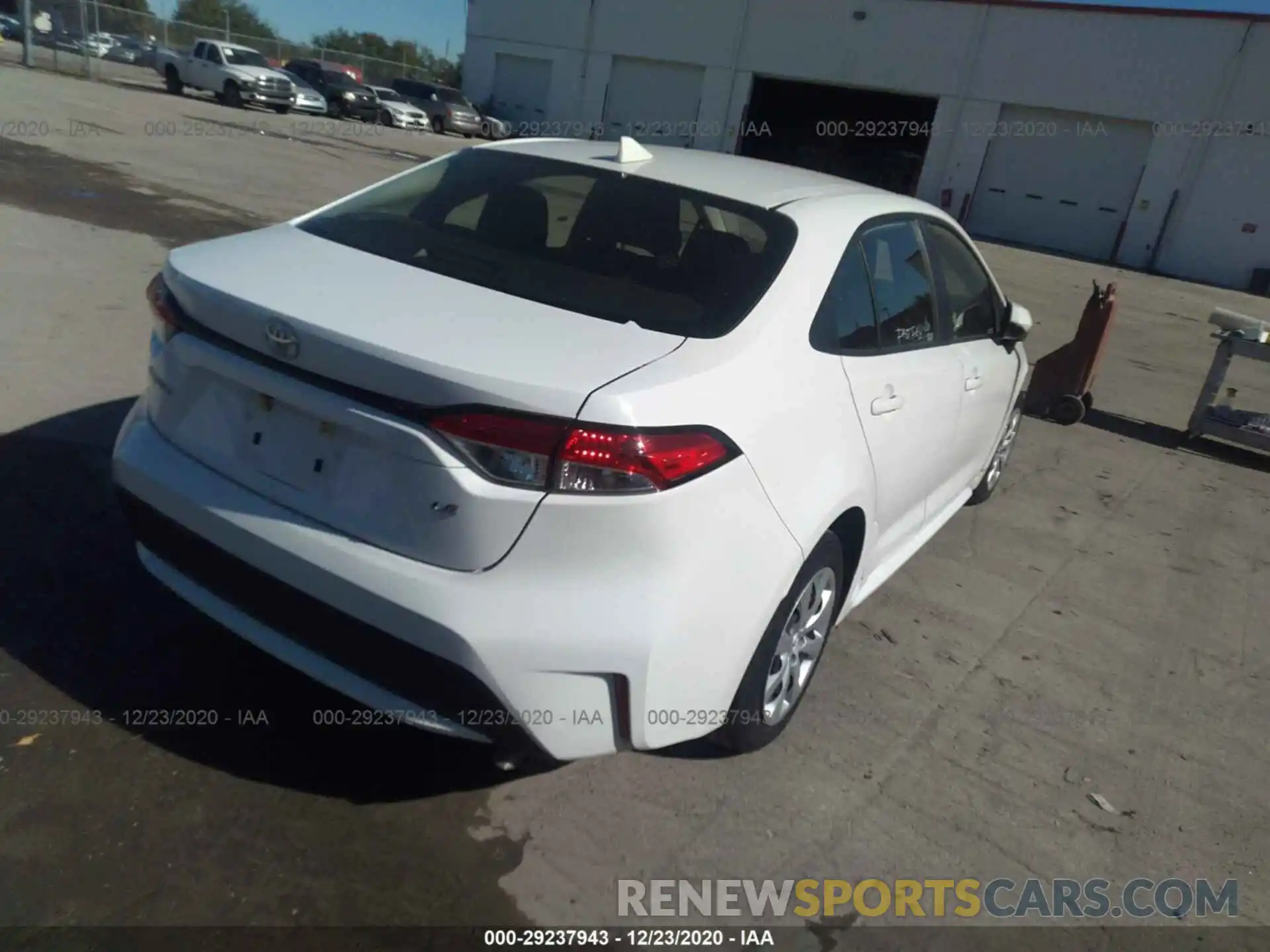 4 Photograph of a damaged car JTDEPRAEXLJ023039 TOYOTA COROLLA 2020