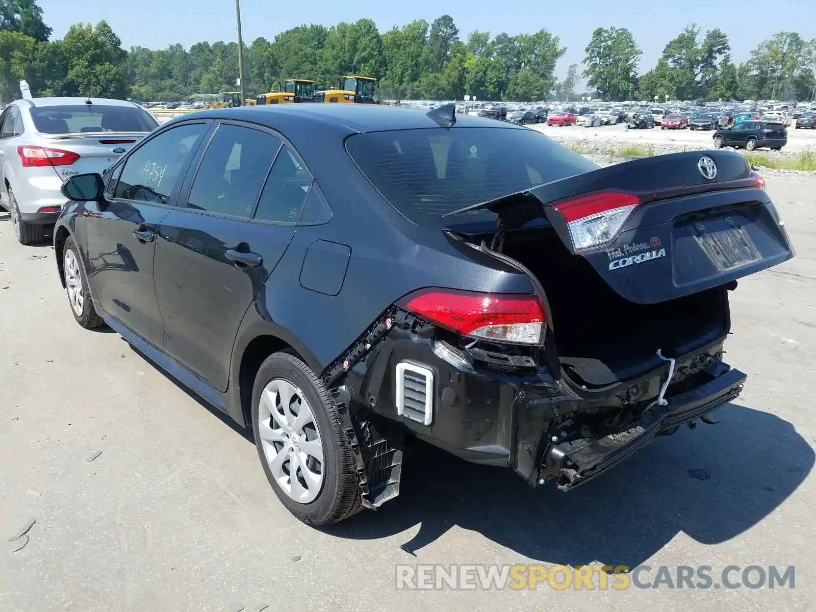 3 Photograph of a damaged car JTDEPRAEXLJ027527 TOYOTA COROLLA 2020