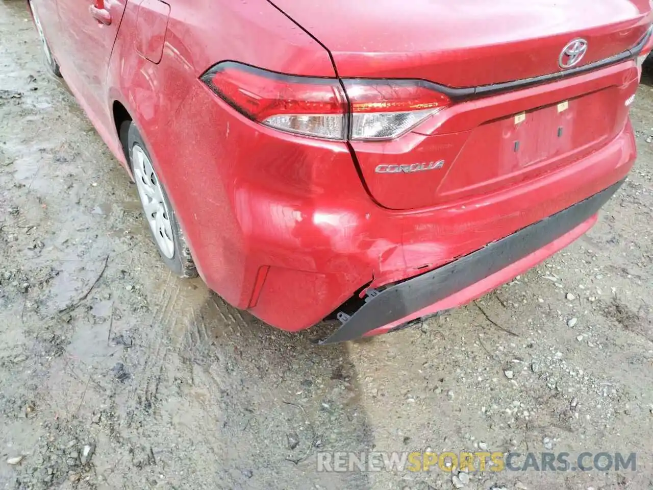 9 Photograph of a damaged car JTDEPRAEXLJ029262 TOYOTA COROLLA 2020