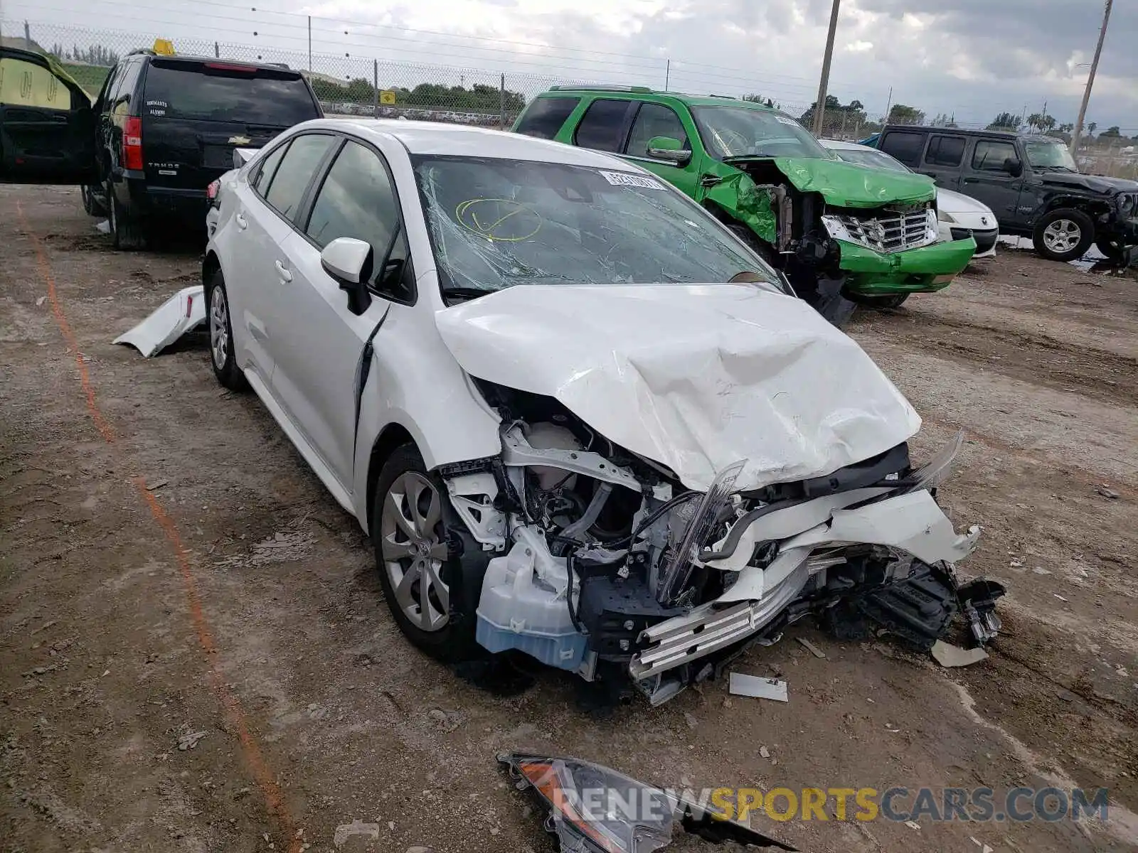 1 Photograph of a damaged car JTDEPRAEXLJ031996 TOYOTA COROLLA 2020