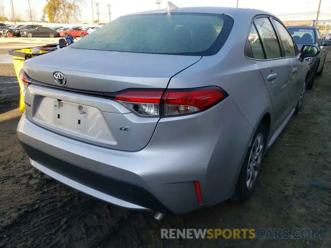 4 Photograph of a damaged car JTDEPRAEXLJ034719 TOYOTA COROLLA 2020