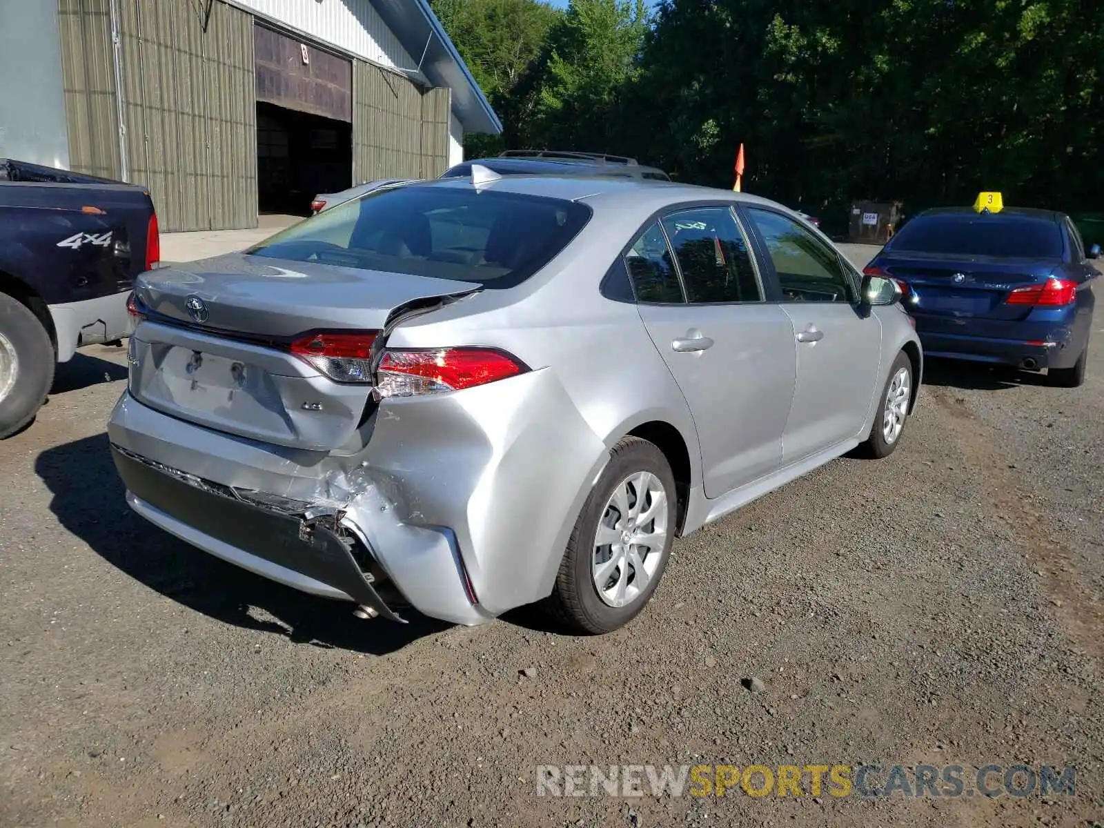 4 Photograph of a damaged car JTDEPRAEXLJ034929 TOYOTA COROLLA 2020