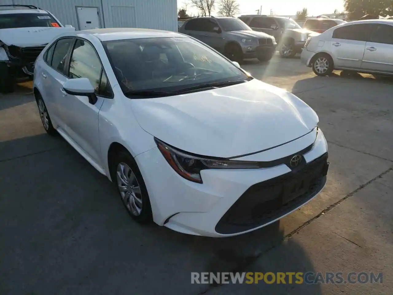 1 Photograph of a damaged car JTDEPRAEXLJ035482 TOYOTA COROLLA 2020