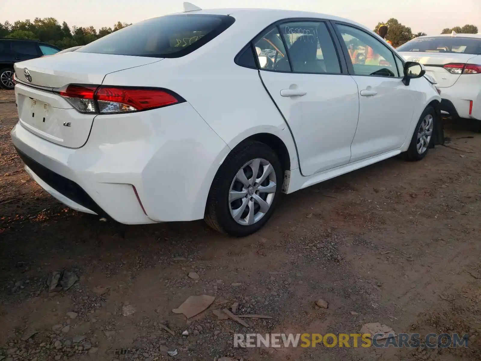 4 Photograph of a damaged car JTDEPRAEXLJ036020 TOYOTA COROLLA 2020