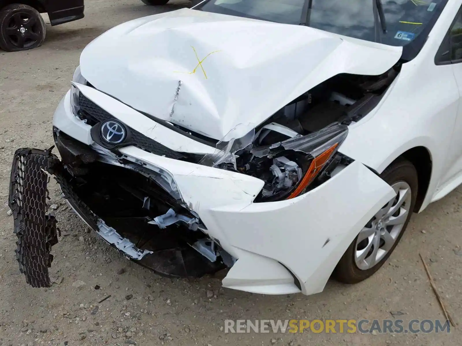 9 Photograph of a damaged car JTDEPRAEXLJ037006 TOYOTA COROLLA 2020