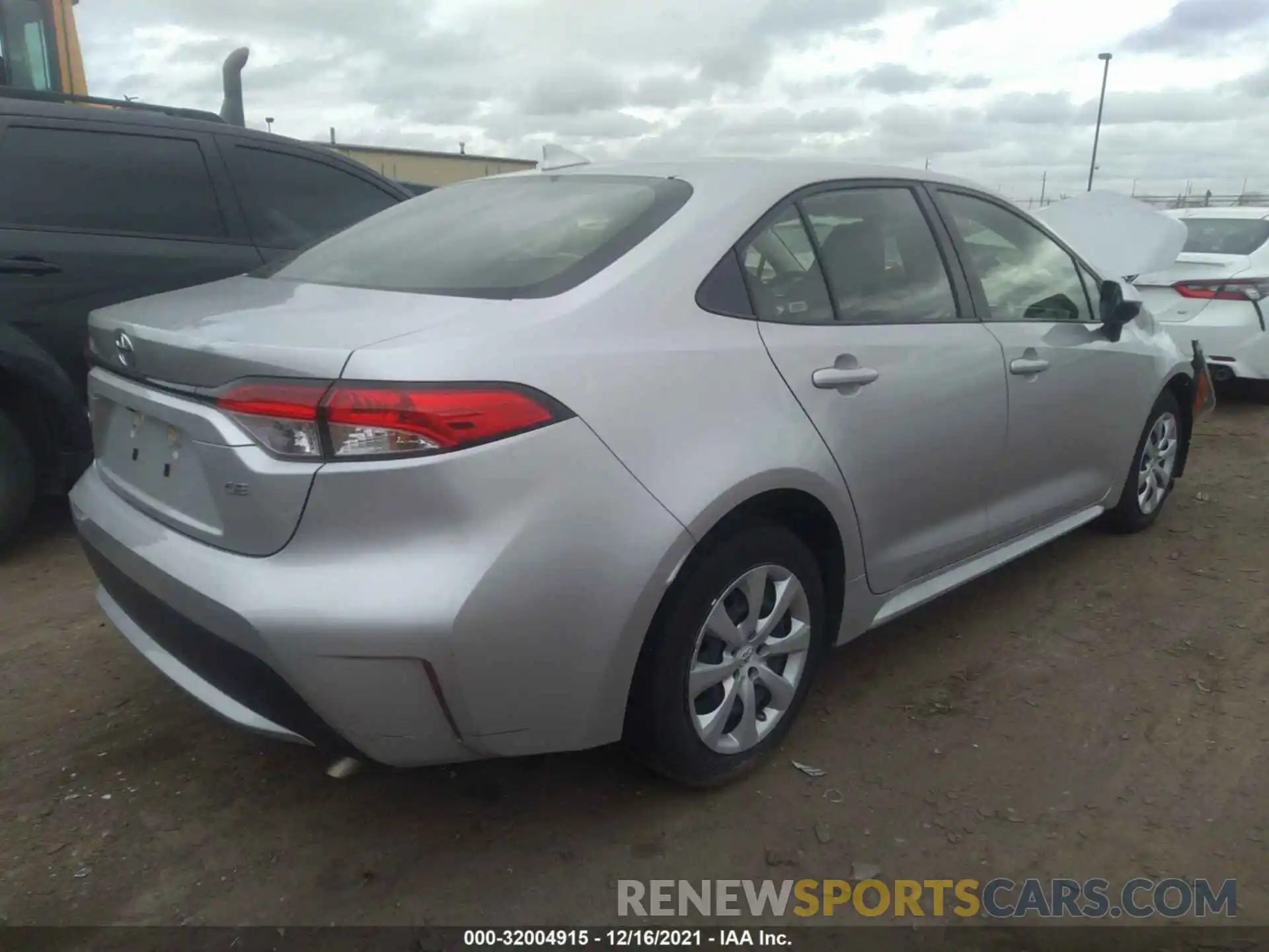 4 Photograph of a damaged car JTDEPRAEXLJ037541 TOYOTA COROLLA 2020