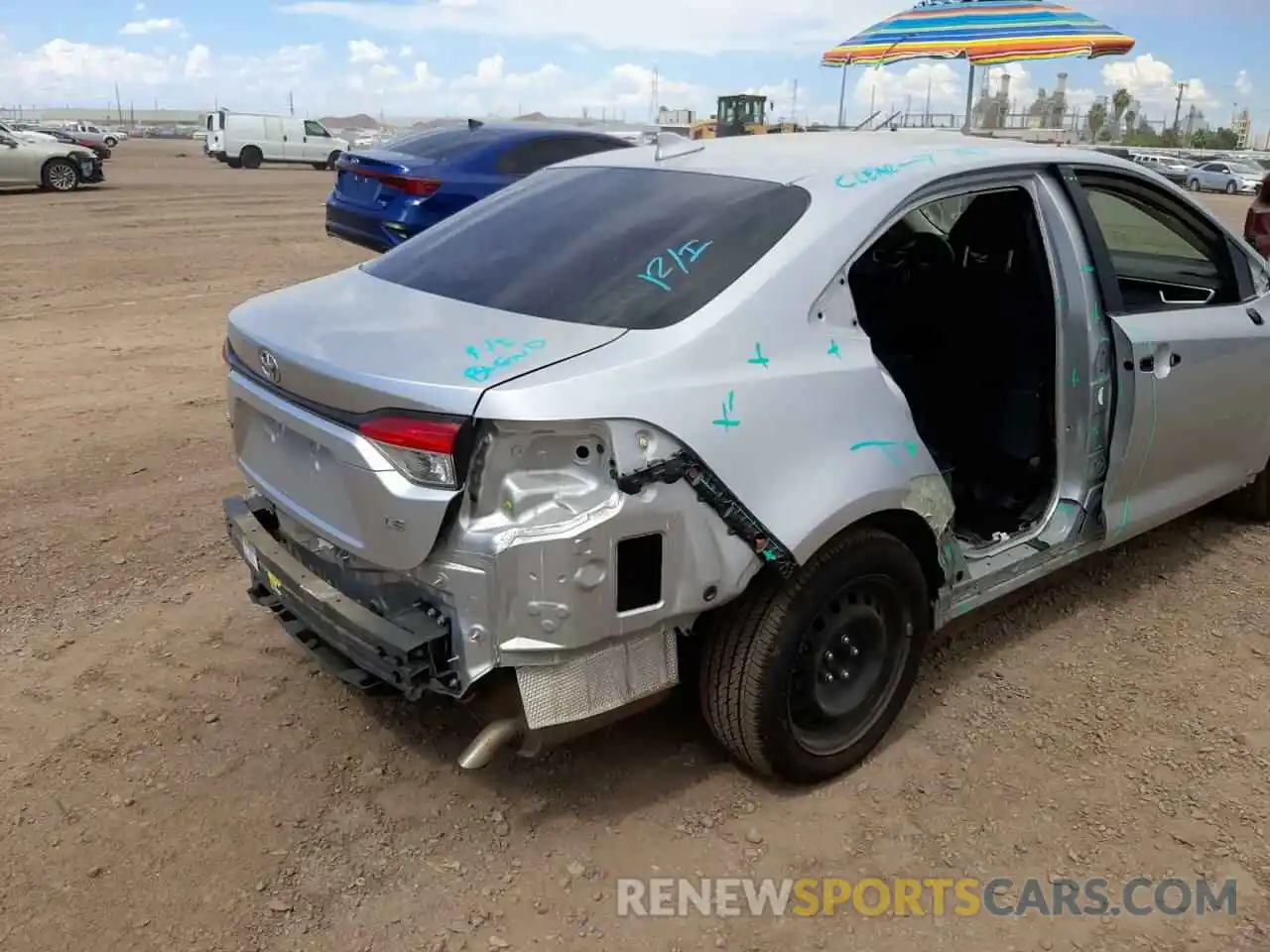 9 Photograph of a damaged car JTDEPRAEXLJ038513 TOYOTA COROLLA 2020