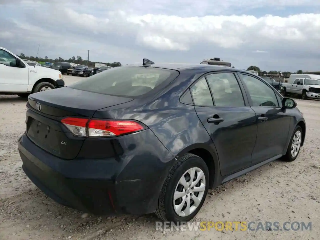 4 Photograph of a damaged car JTDEPRAEXLJ038821 TOYOTA COROLLA 2020