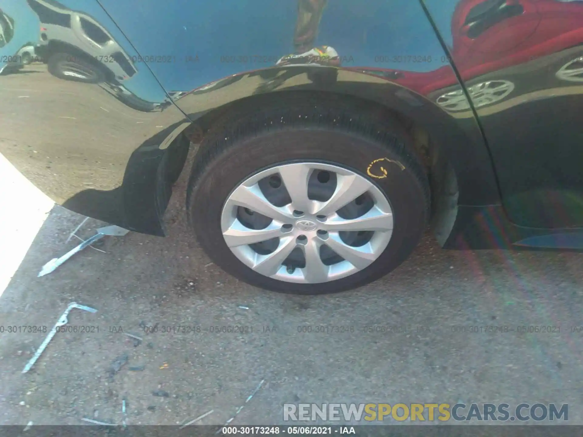 14 Photograph of a damaged car JTDEPRAEXLJ039158 TOYOTA COROLLA 2020