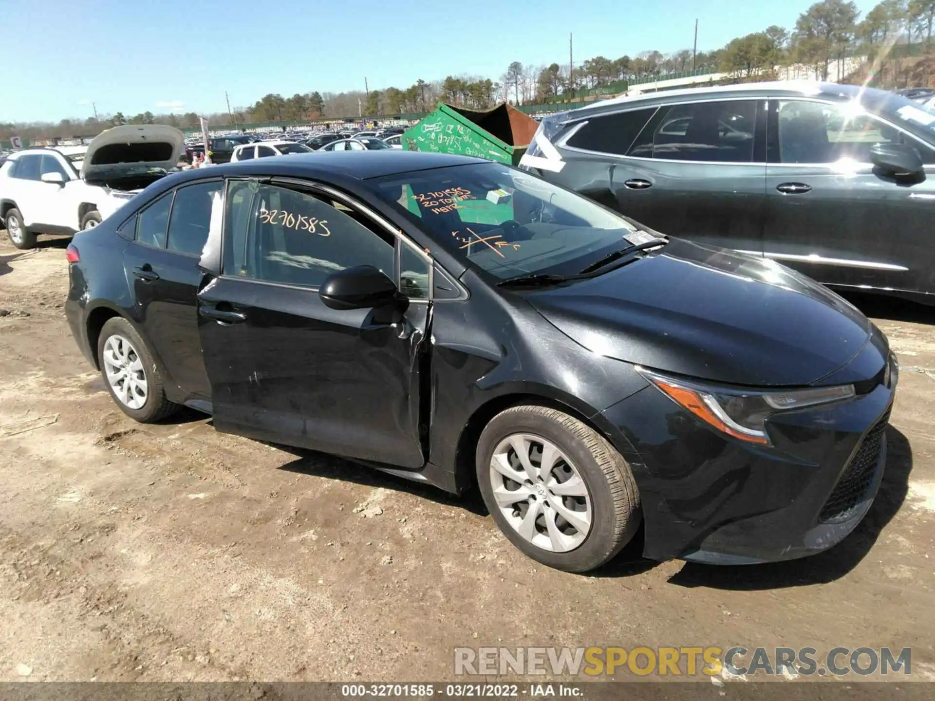 1 Photograph of a damaged car JTDEPRAEXLJ039855 TOYOTA COROLLA 2020