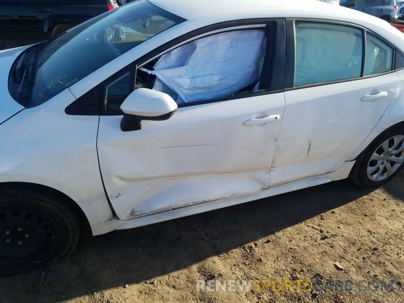 9 Photograph of a damaged car JTDEPRAEXLJ039953 TOYOTA COROLLA 2020