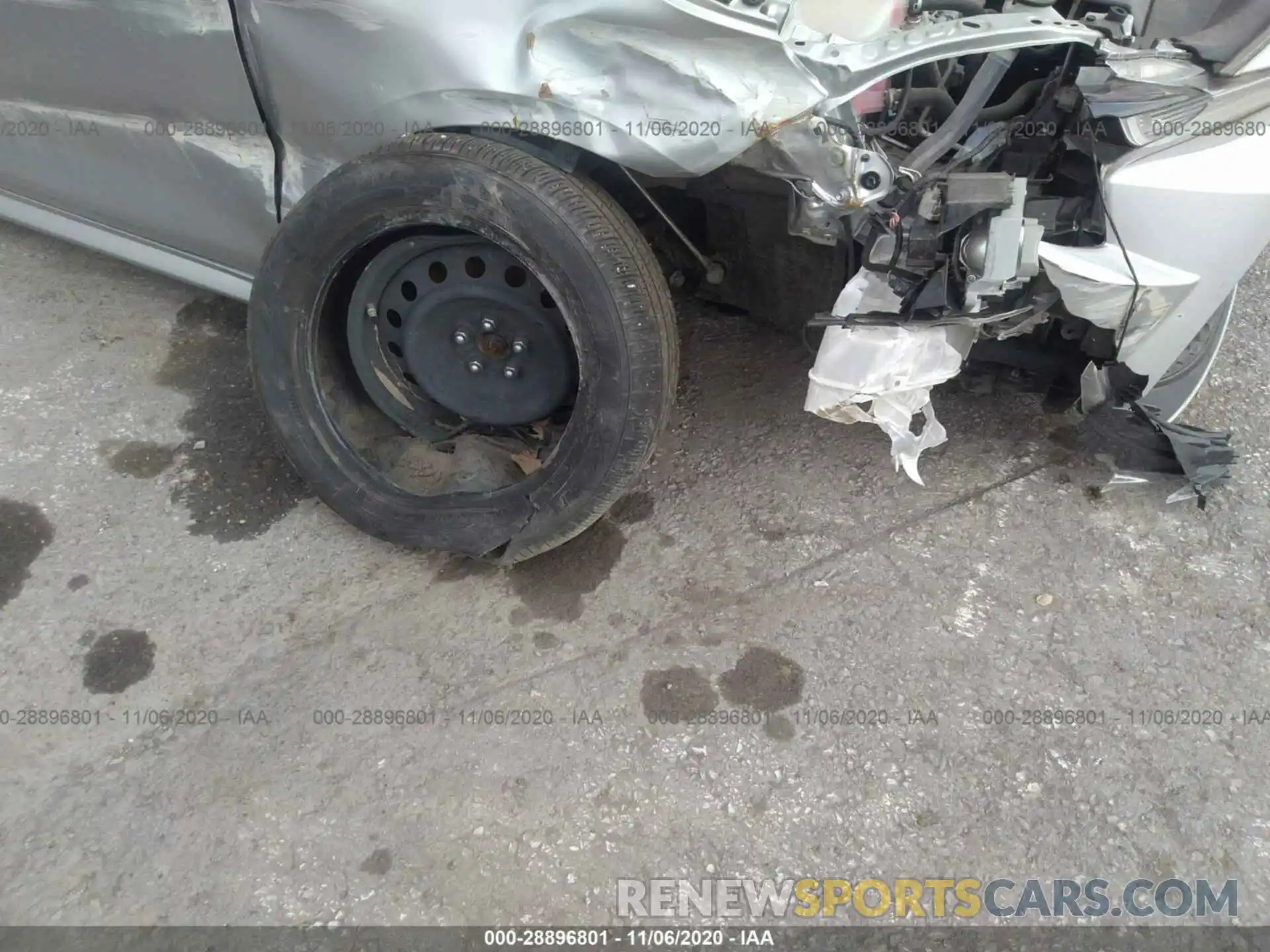 12 Photograph of a damaged car JTDEPRAEXLJ040035 TOYOTA COROLLA 2020