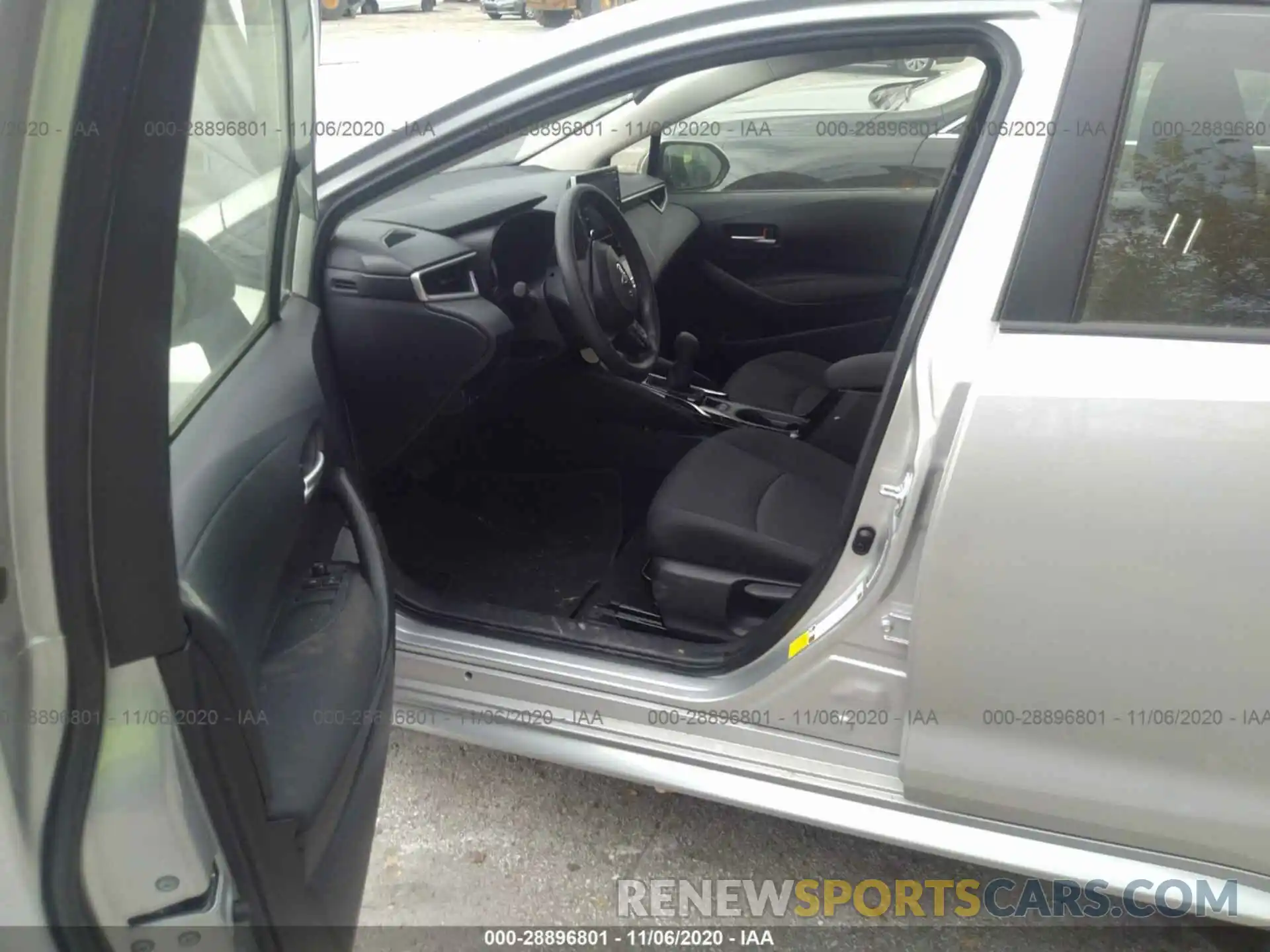 5 Photograph of a damaged car JTDEPRAEXLJ040035 TOYOTA COROLLA 2020