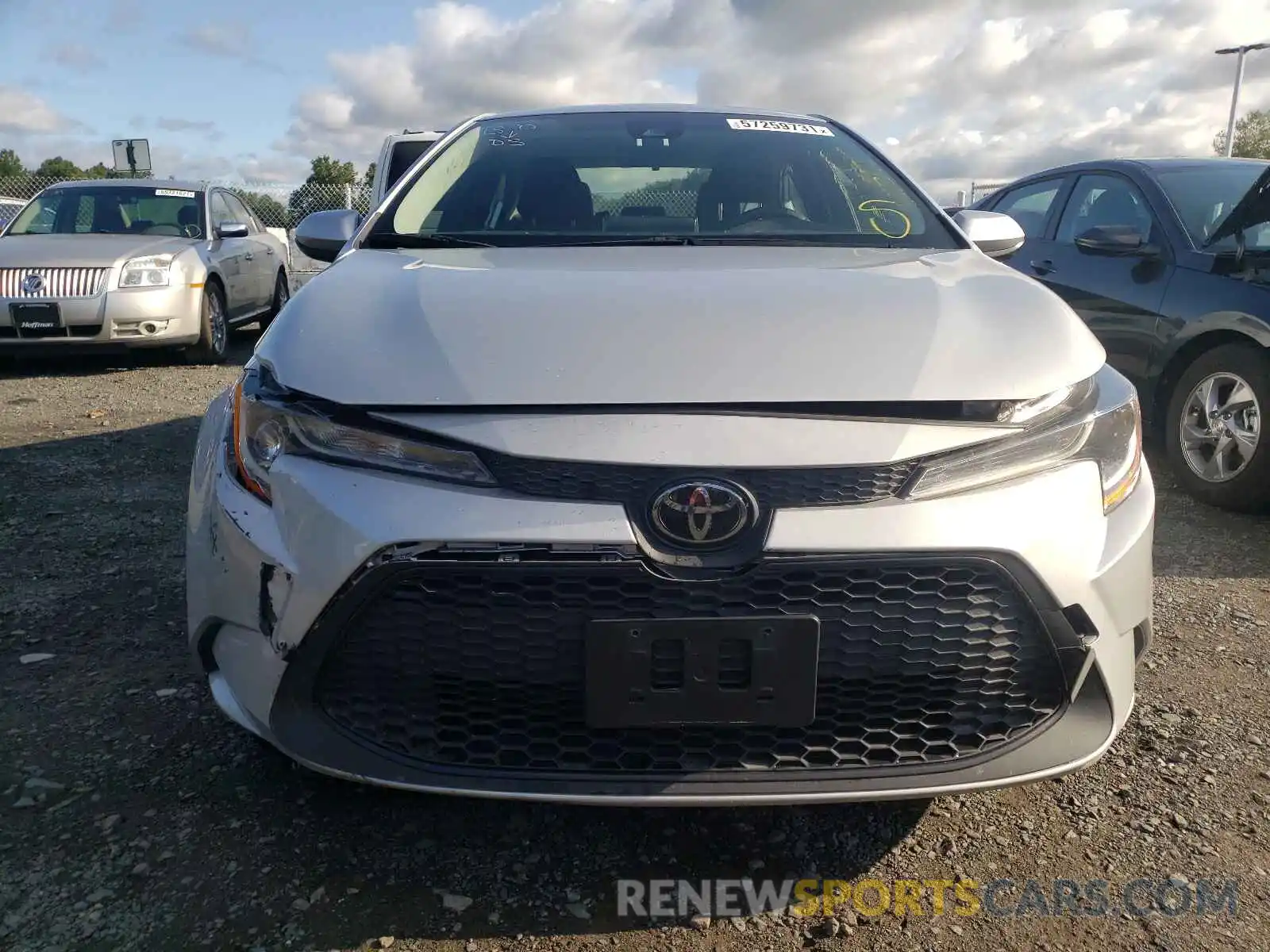 9 Photograph of a damaged car JTDEPRAEXLJ040889 TOYOTA COROLLA 2020