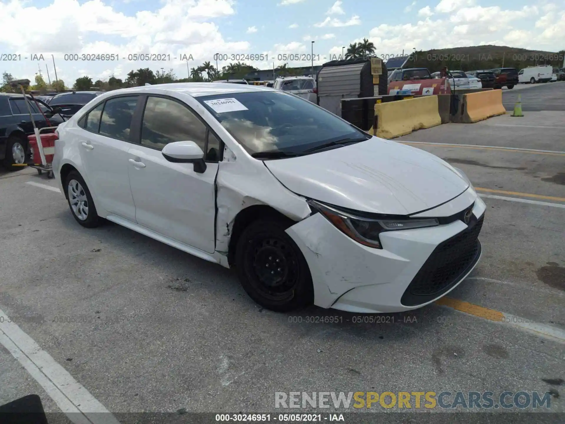 1 Photograph of a damaged car JTDEPRAEXLJ042464 TOYOTA COROLLA 2020