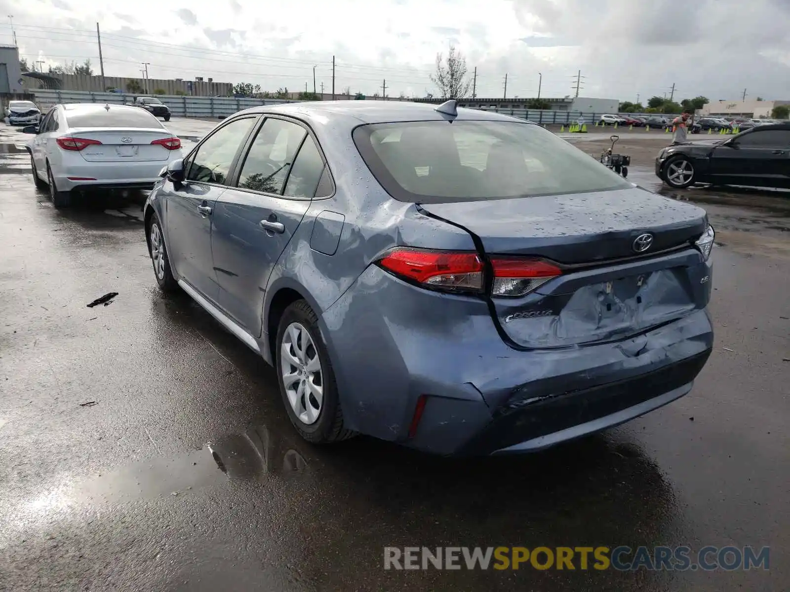 3 Photograph of a damaged car JTDEPRAEXLJ043856 TOYOTA COROLLA 2020