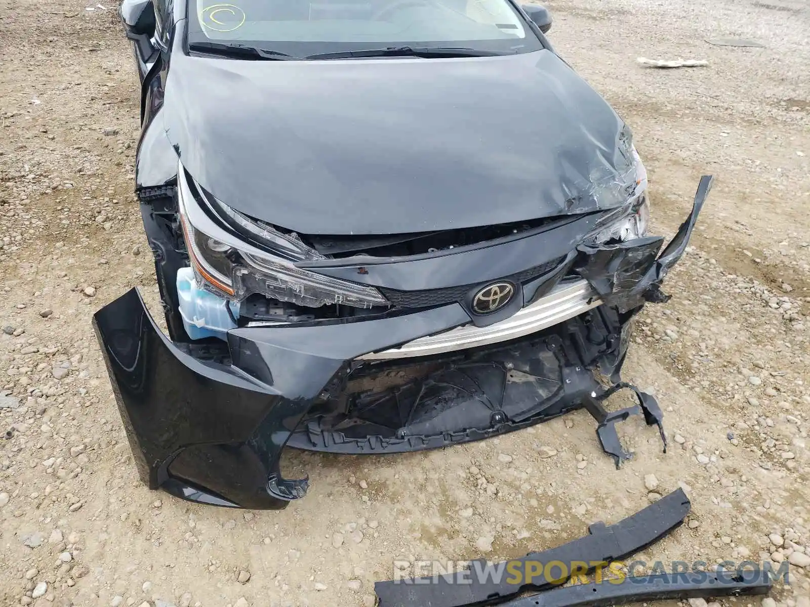 9 Photograph of a damaged car JTDEPRAEXLJ045929 TOYOTA COROLLA 2020