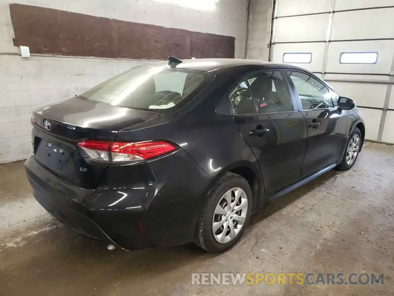 4 Photograph of a damaged car JTDEPRAEXLJ046367 TOYOTA COROLLA 2020