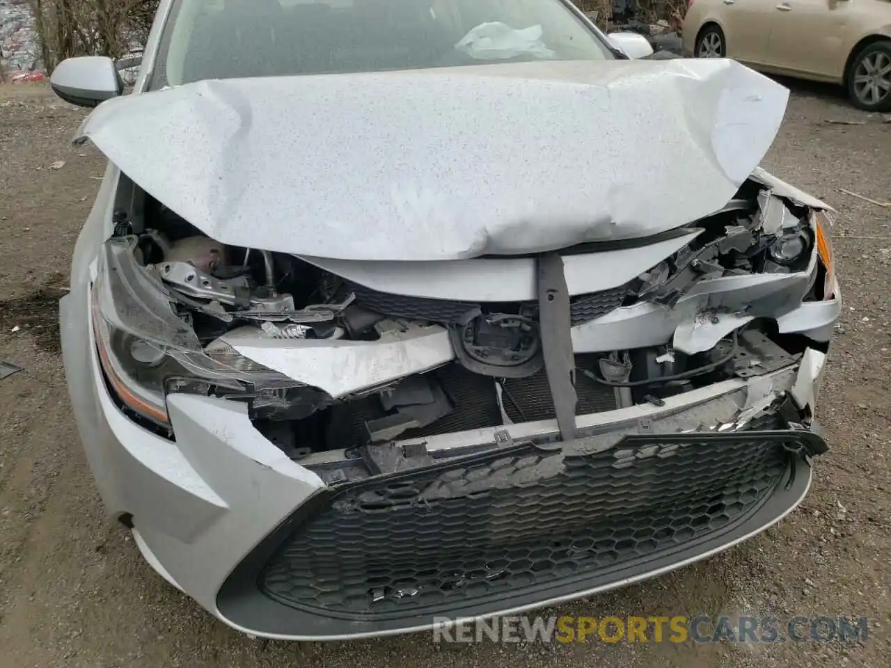 9 Photograph of a damaged car JTDEPRAEXLJ048569 TOYOTA COROLLA 2020