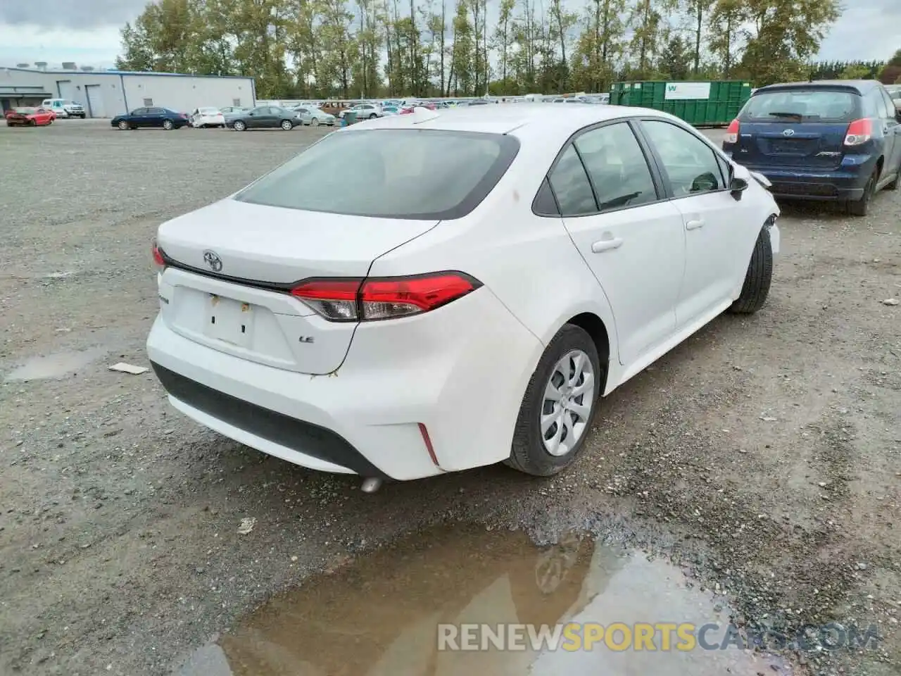 4 Photograph of a damaged car JTDEPRAEXLJ052430 TOYOTA COROLLA 2020