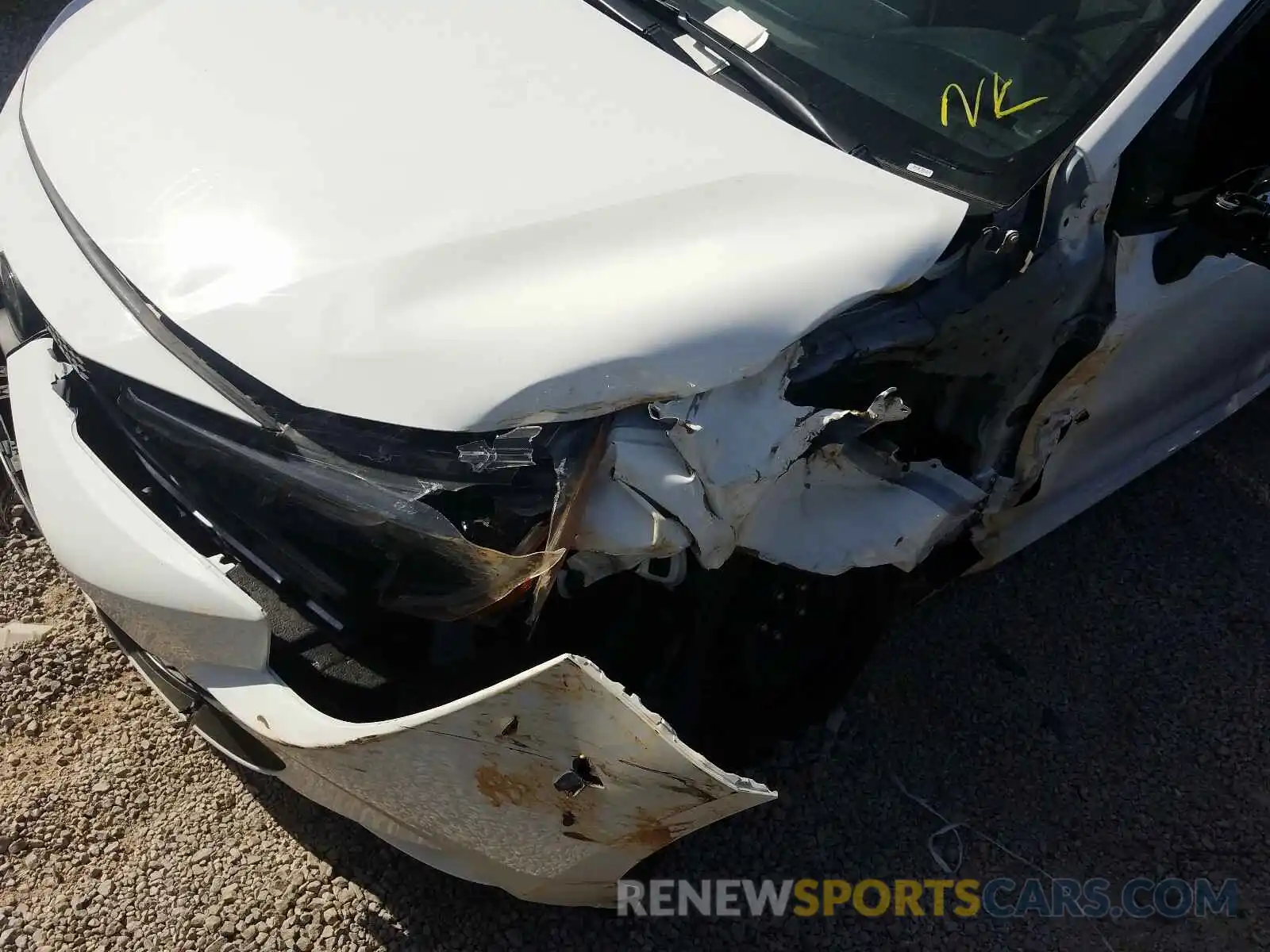 9 Photograph of a damaged car JTDEPRAEXLJ052718 TOYOTA COROLLA 2020