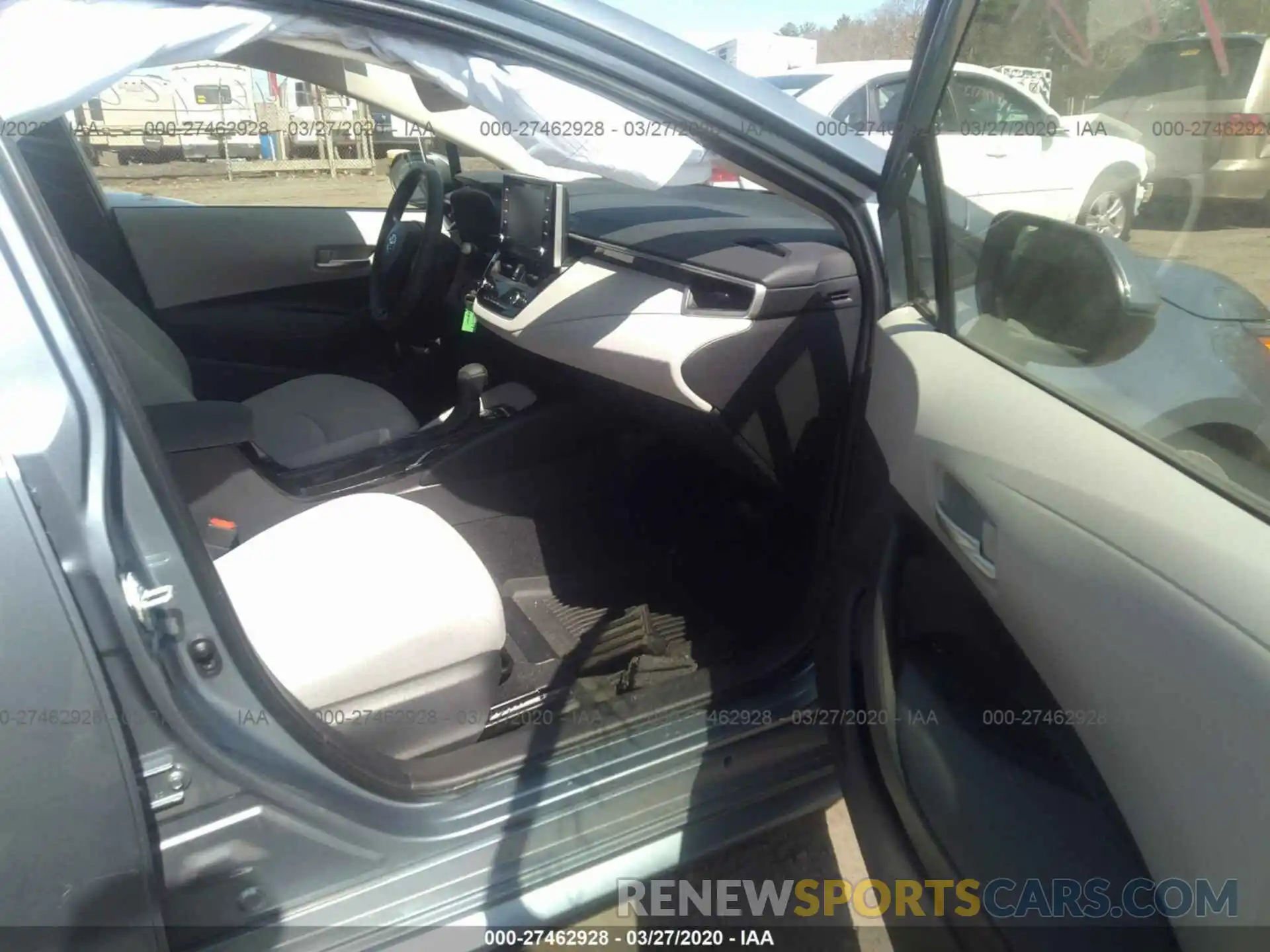 5 Photograph of a damaged car JTDEPRAEXLJ054131 TOYOTA COROLLA 2020