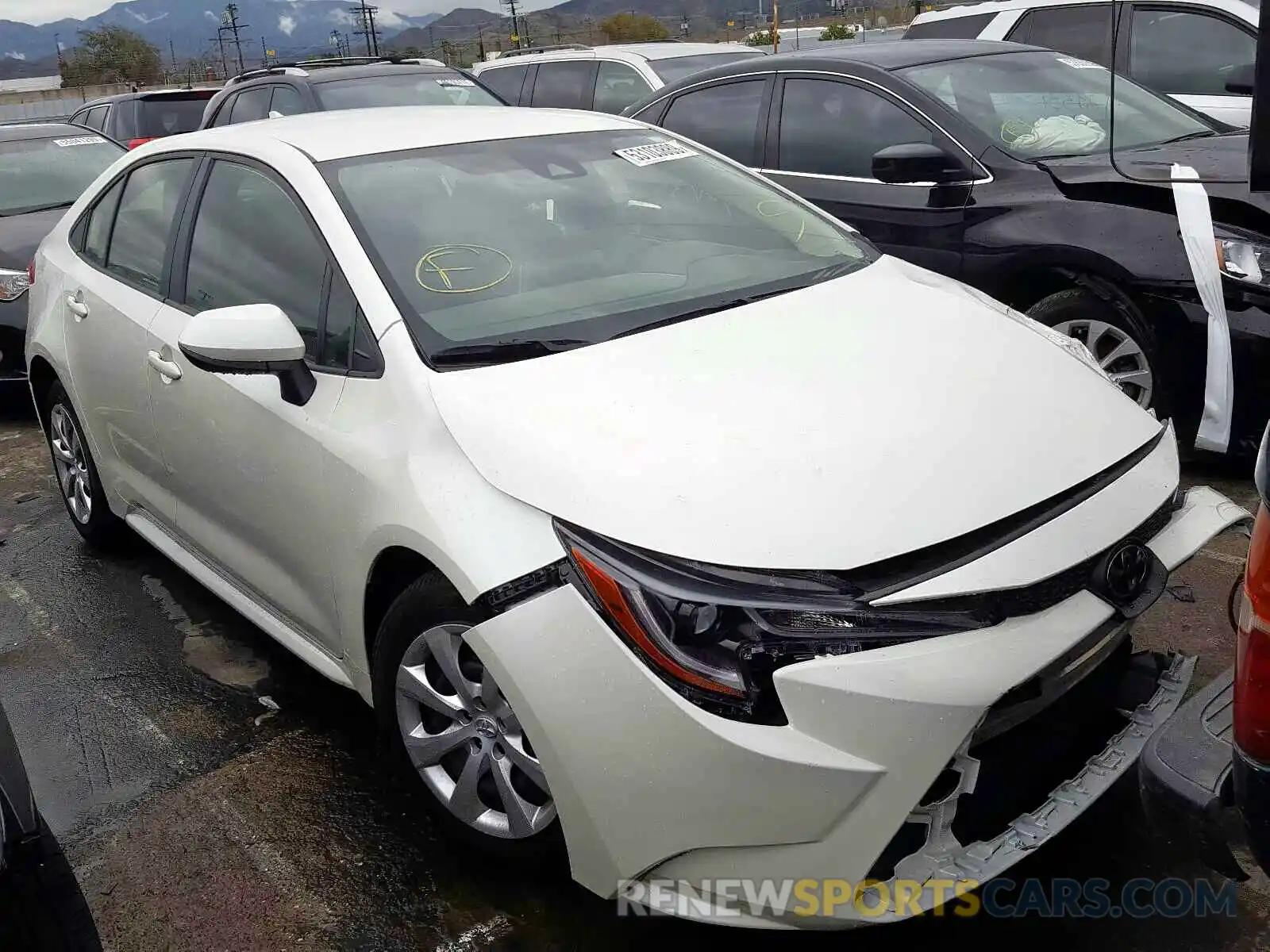 1 Photograph of a damaged car JTDEPRAEXLJ054744 TOYOTA COROLLA 2020