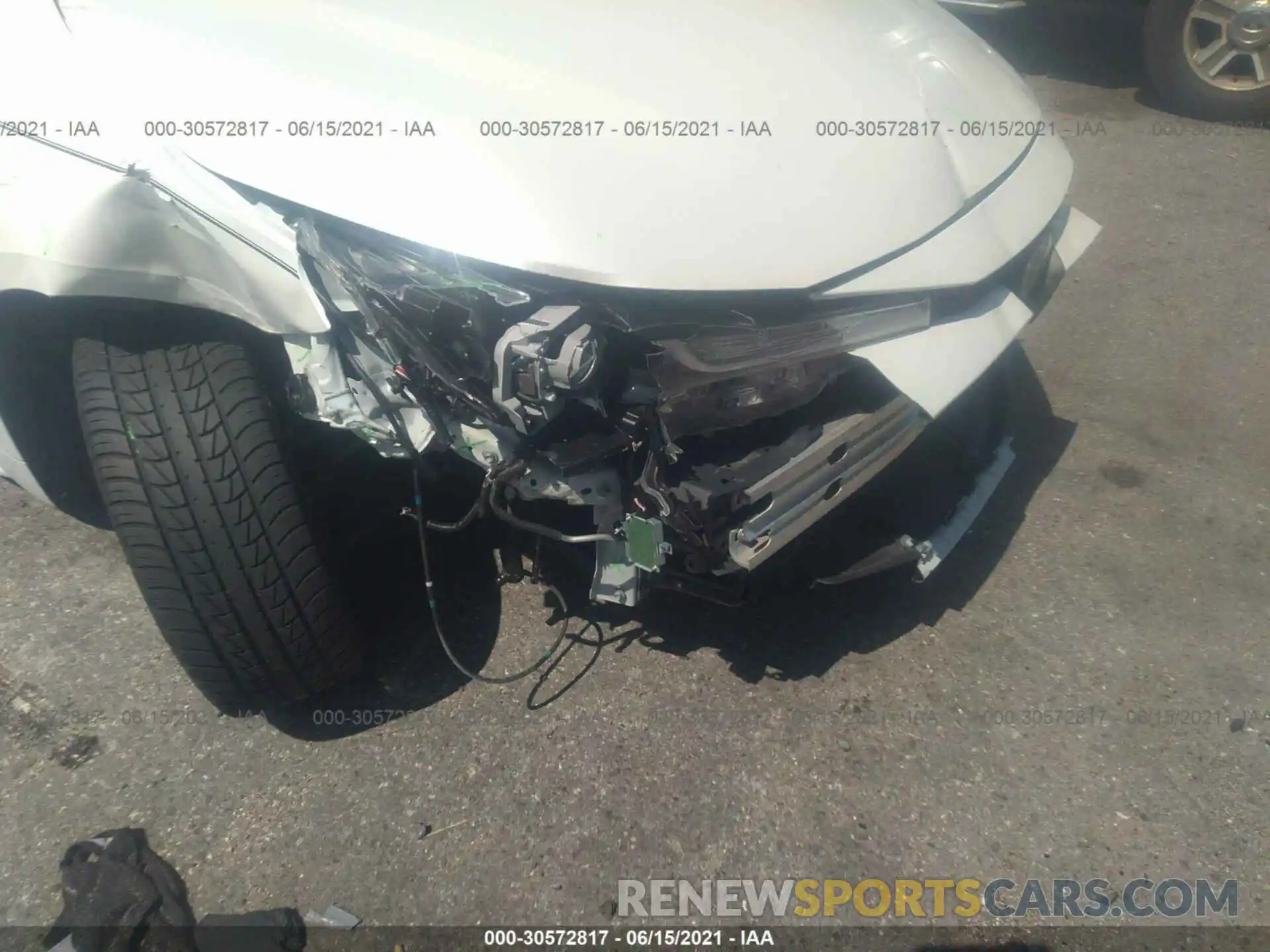 6 Photograph of a damaged car JTDEPRAEXLJ062391 TOYOTA COROLLA 2020