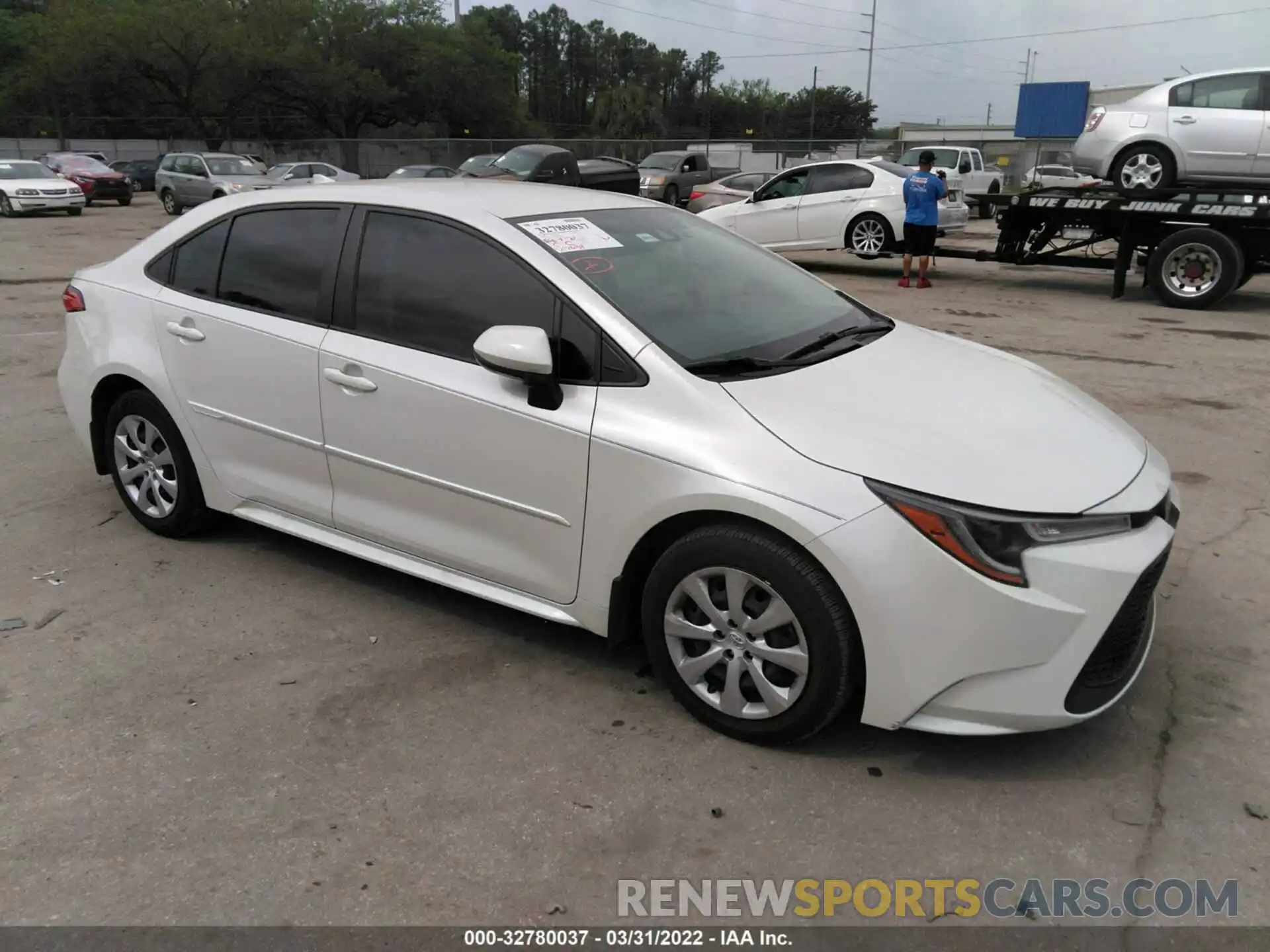 1 Photograph of a damaged car JTDEPRAEXLJ065579 TOYOTA COROLLA 2020