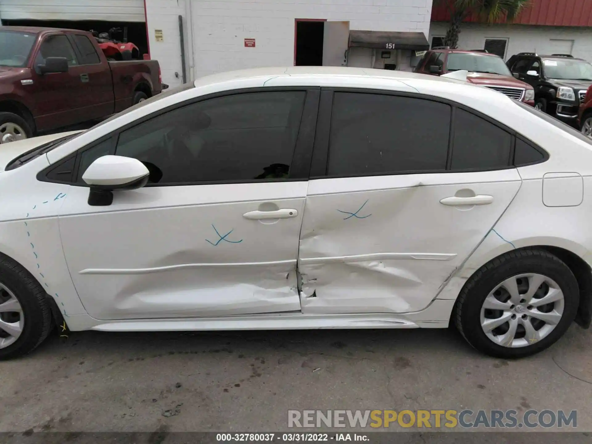 6 Photograph of a damaged car JTDEPRAEXLJ065579 TOYOTA COROLLA 2020