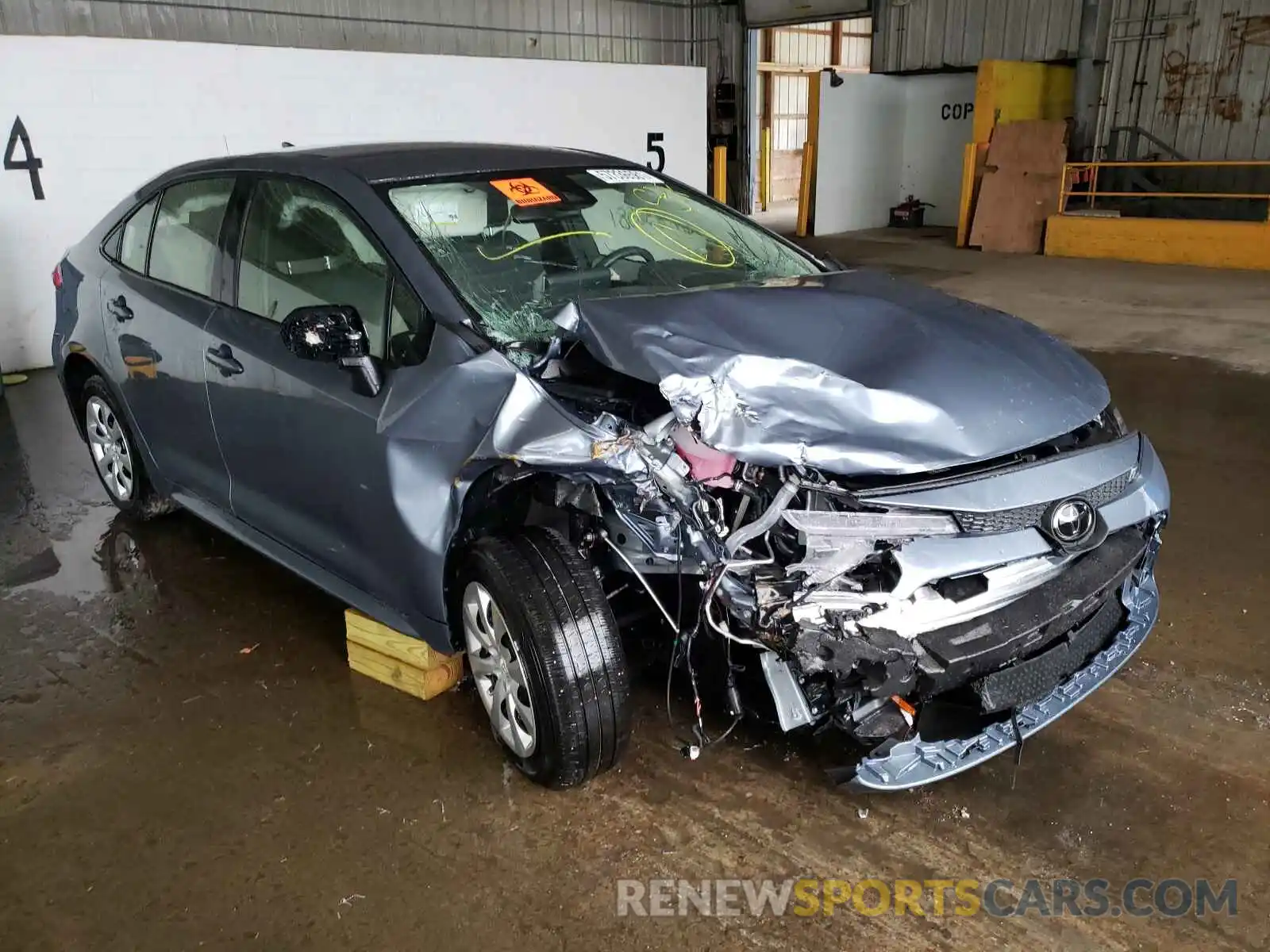 1 Photograph of a damaged car JTDEPRAEXLJ066425 TOYOTA COROLLA 2020