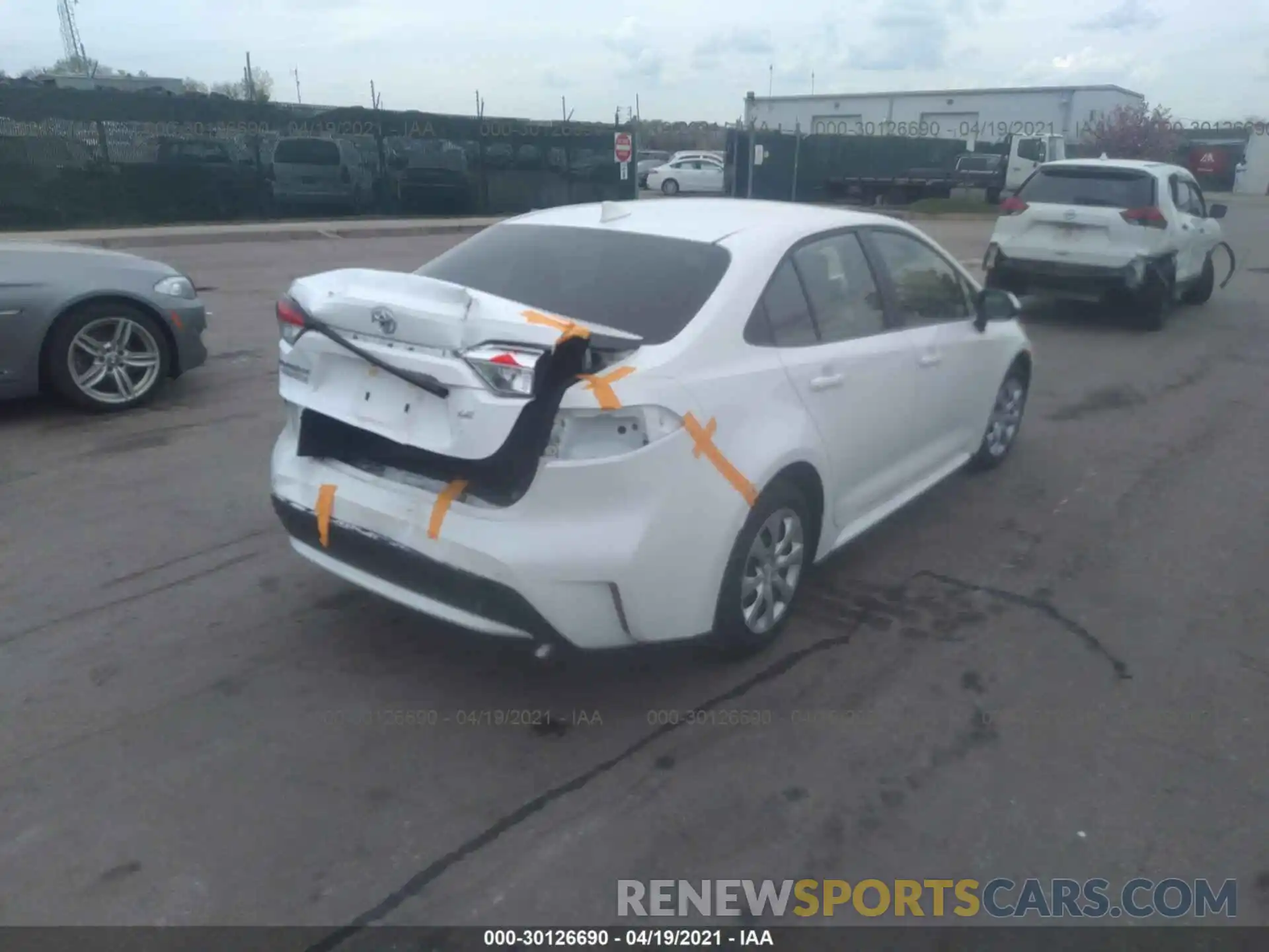 4 Photograph of a damaged car JTDEPRAEXLJ067722 TOYOTA COROLLA 2020