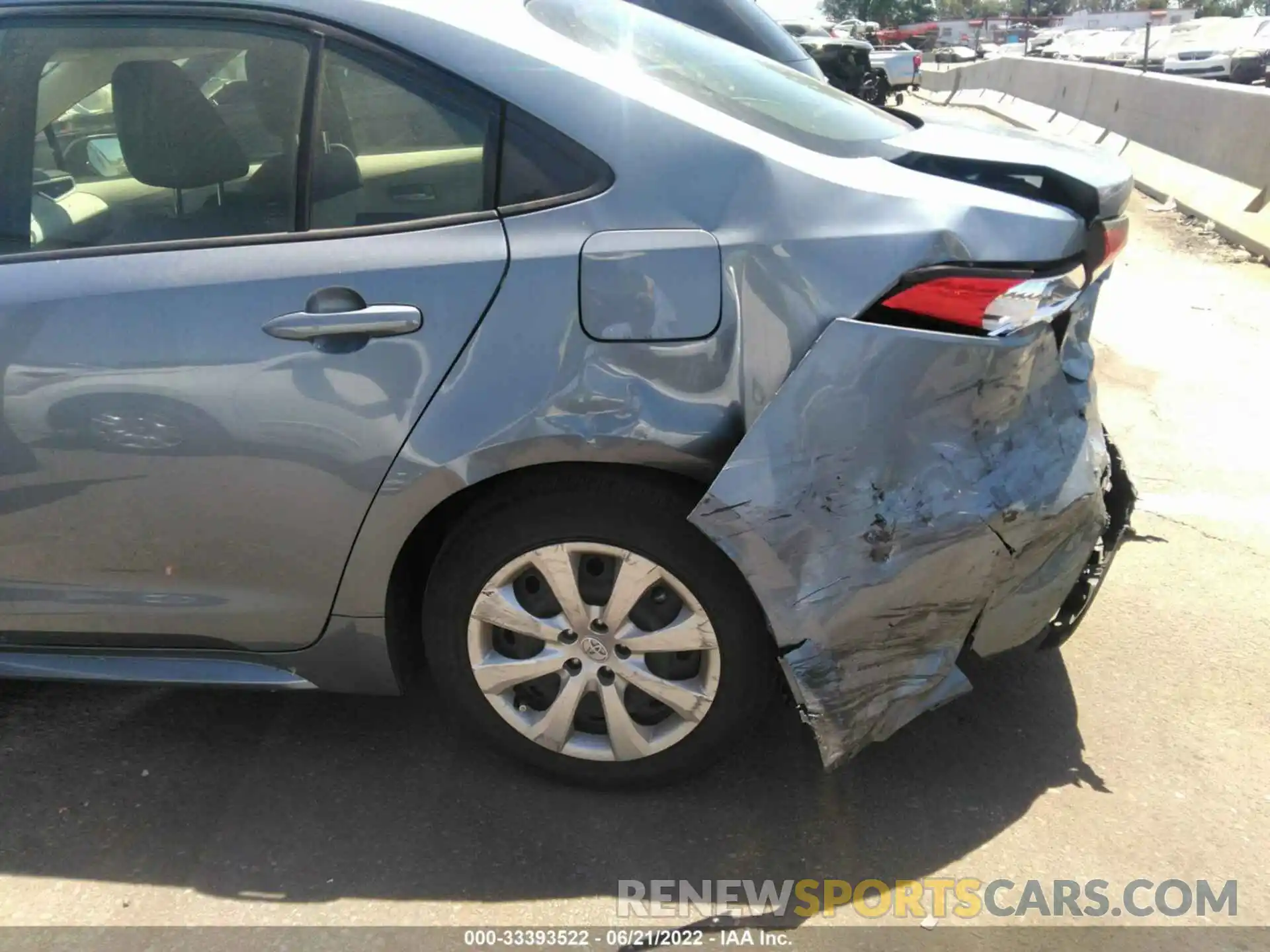 6 Photograph of a damaged car JTDEPRAEXLJ070880 TOYOTA COROLLA 2020