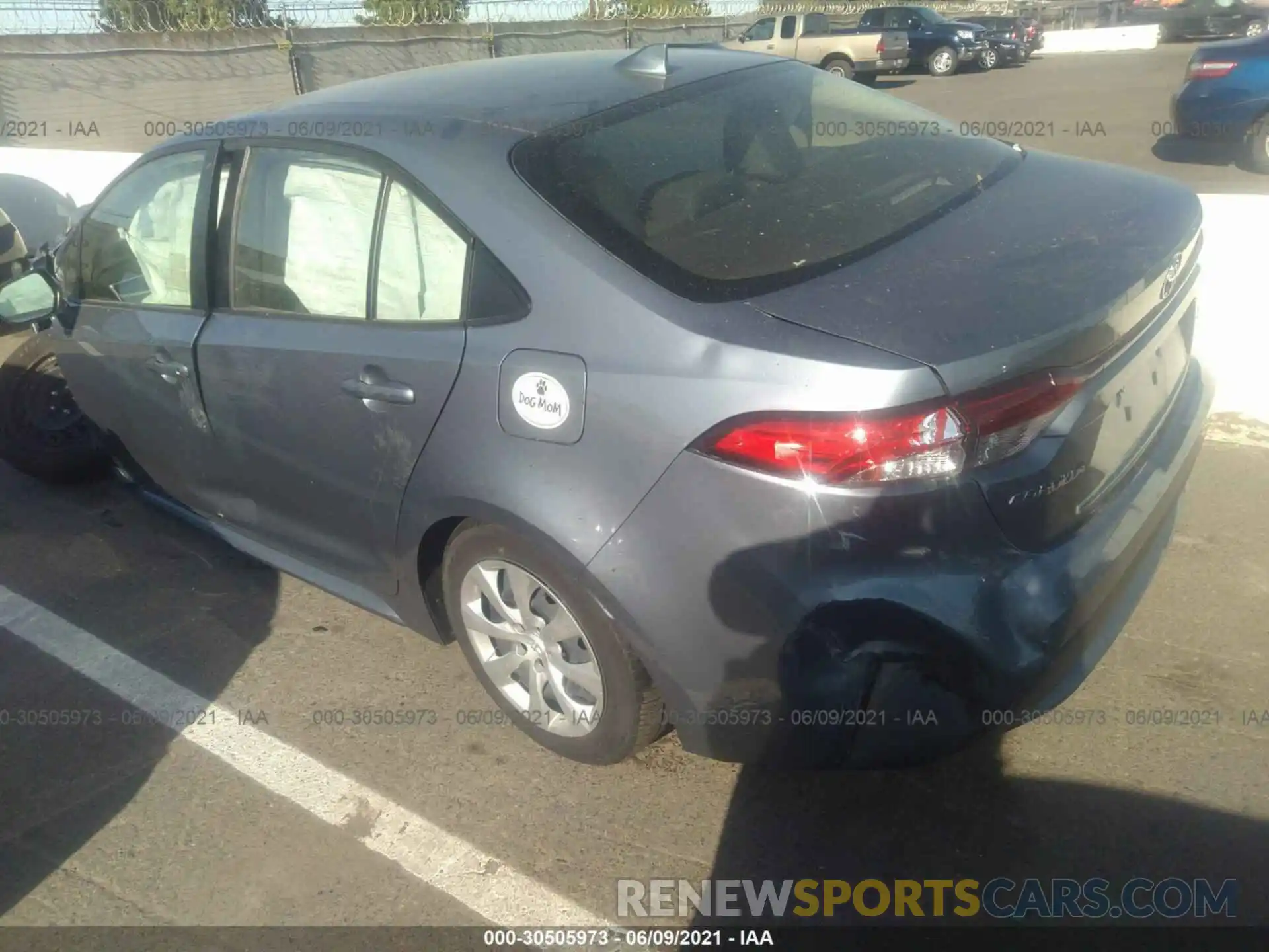 3 Photograph of a damaged car JTDEPRAEXLJ071561 TOYOTA COROLLA 2020