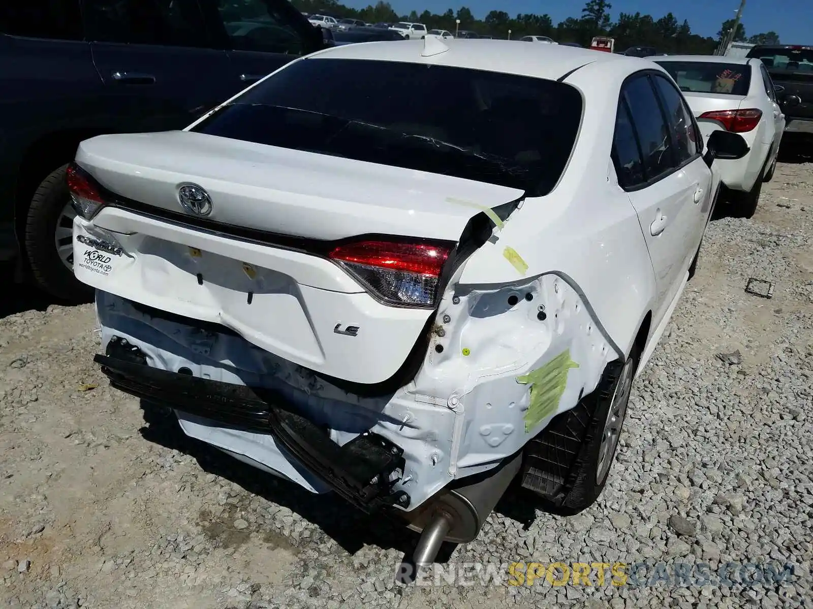 4 Photograph of a damaged car JTDEPRAEXLJ071723 TOYOTA COROLLA 2020