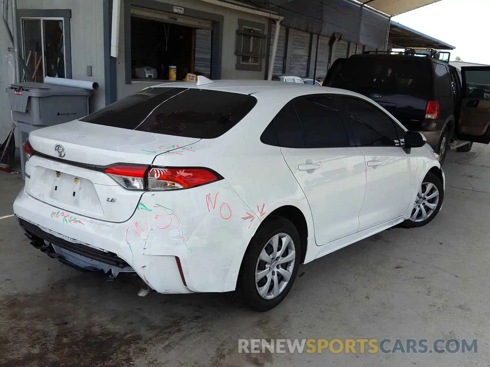 4 Photograph of a damaged car JTDEPRAEXLJ072676 TOYOTA COROLLA 2020