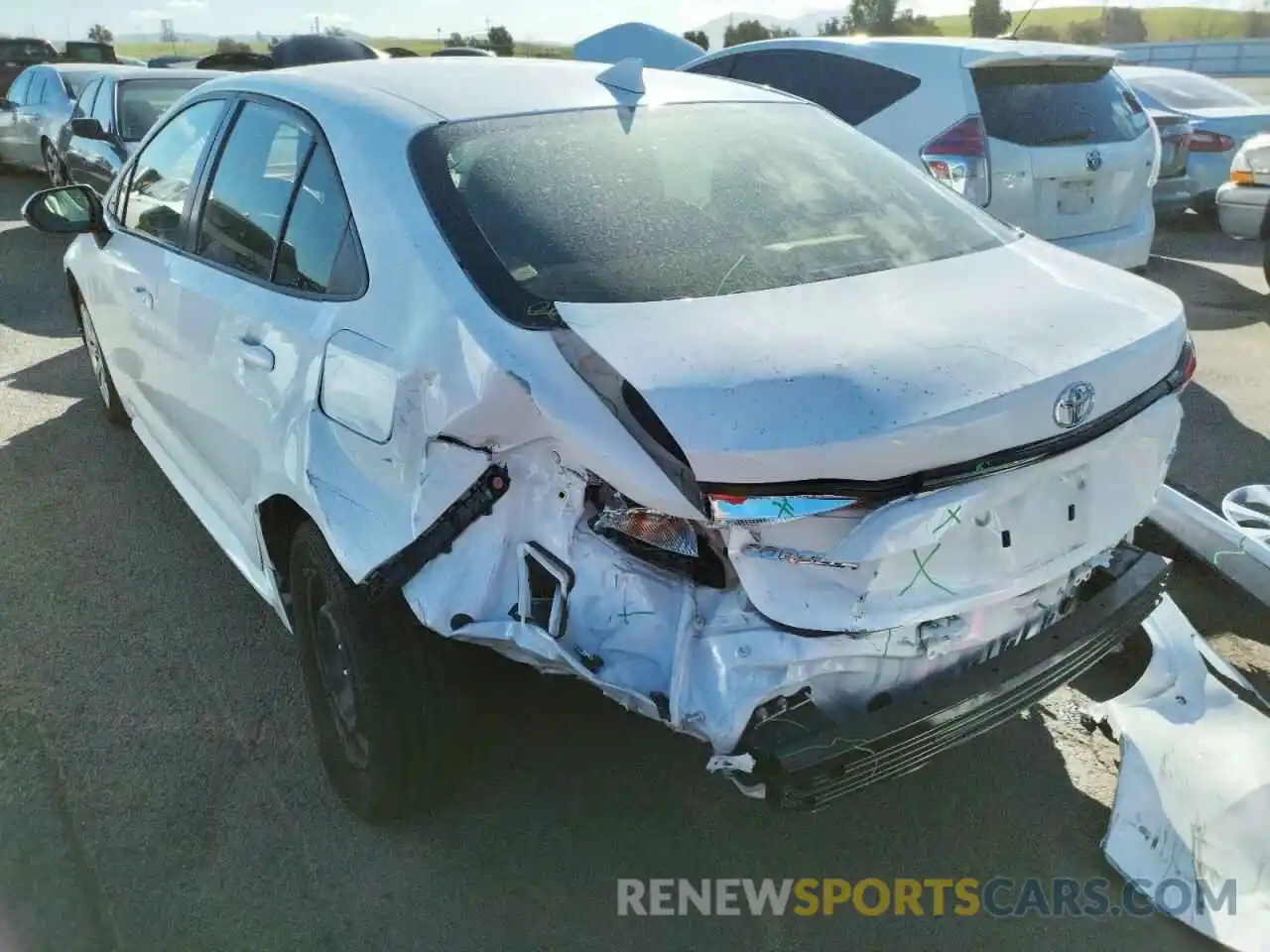 3 Photograph of a damaged car JTDEPRAEXLJ073228 TOYOTA COROLLA 2020