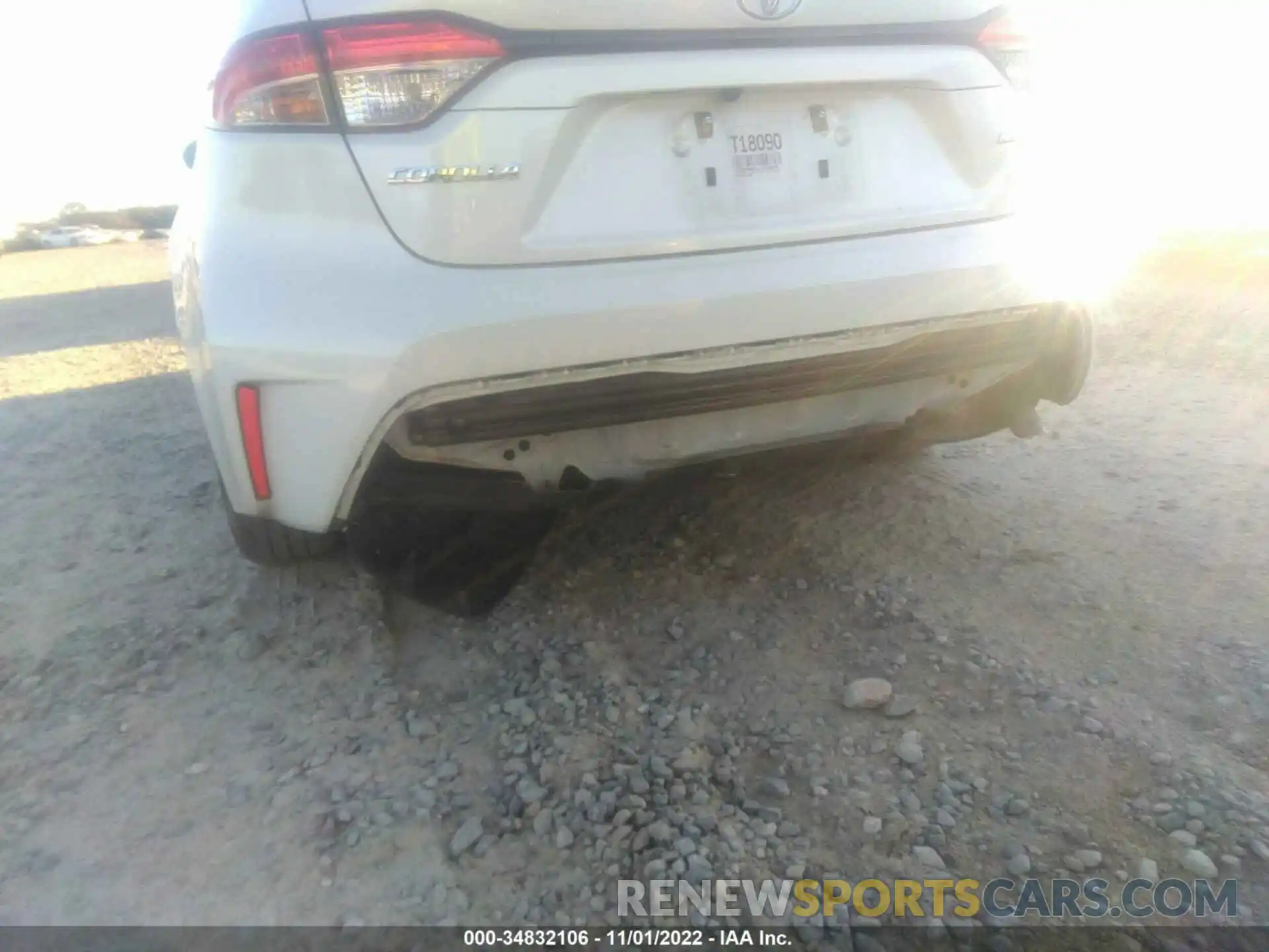 6 Photograph of a damaged car JTDEPRAEXLJ073679 TOYOTA COROLLA 2020