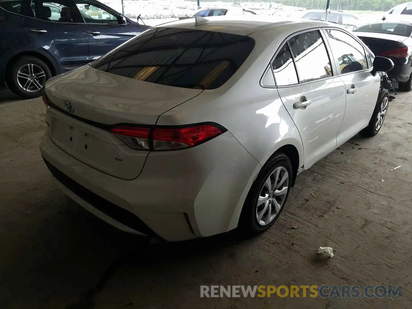 4 Photograph of a damaged car JTDEPRAEXLJ074704 TOYOTA COROLLA 2020