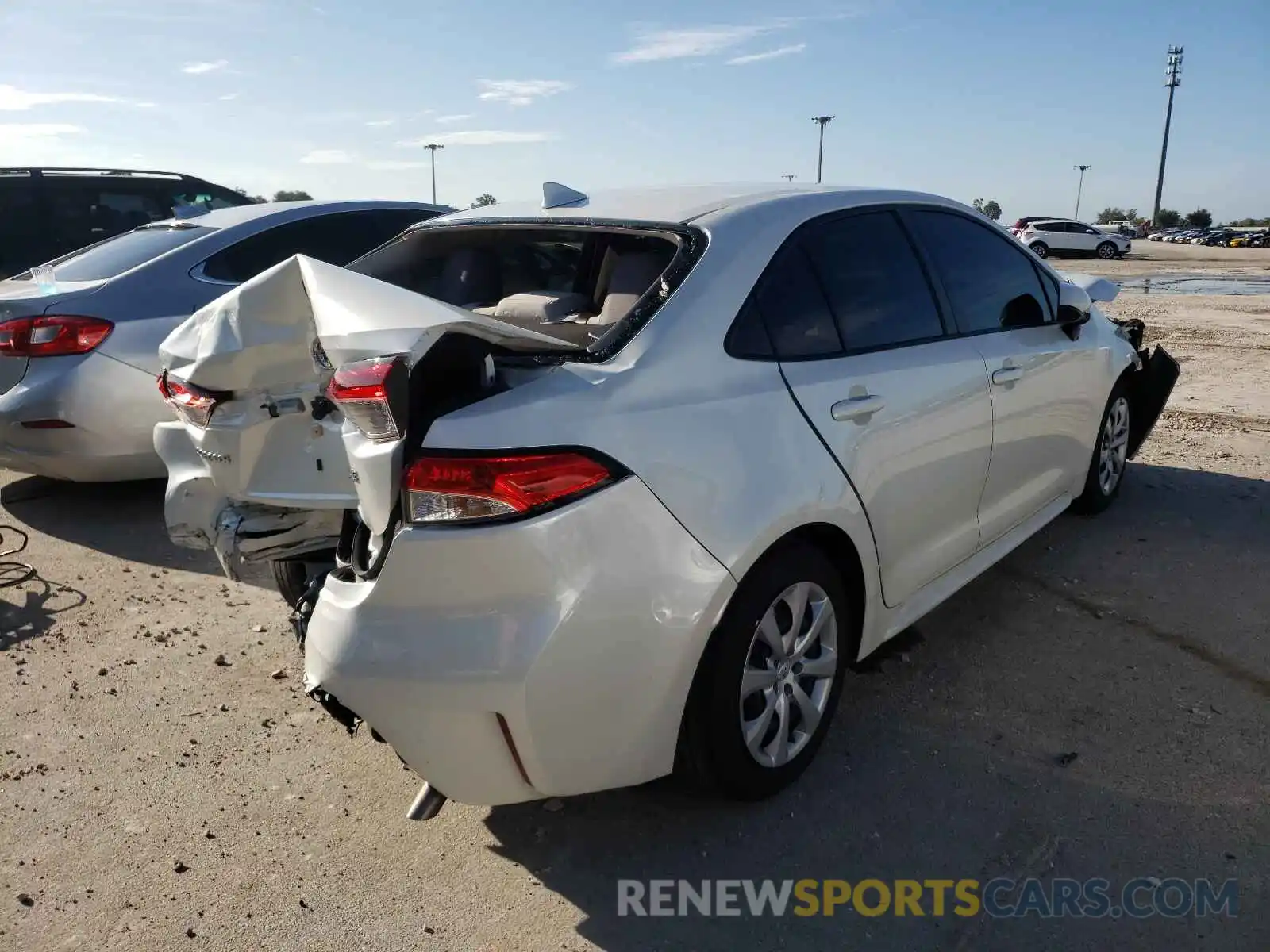 4 Photograph of a damaged car JTDEPRAEXLJ077070 TOYOTA COROLLA 2020