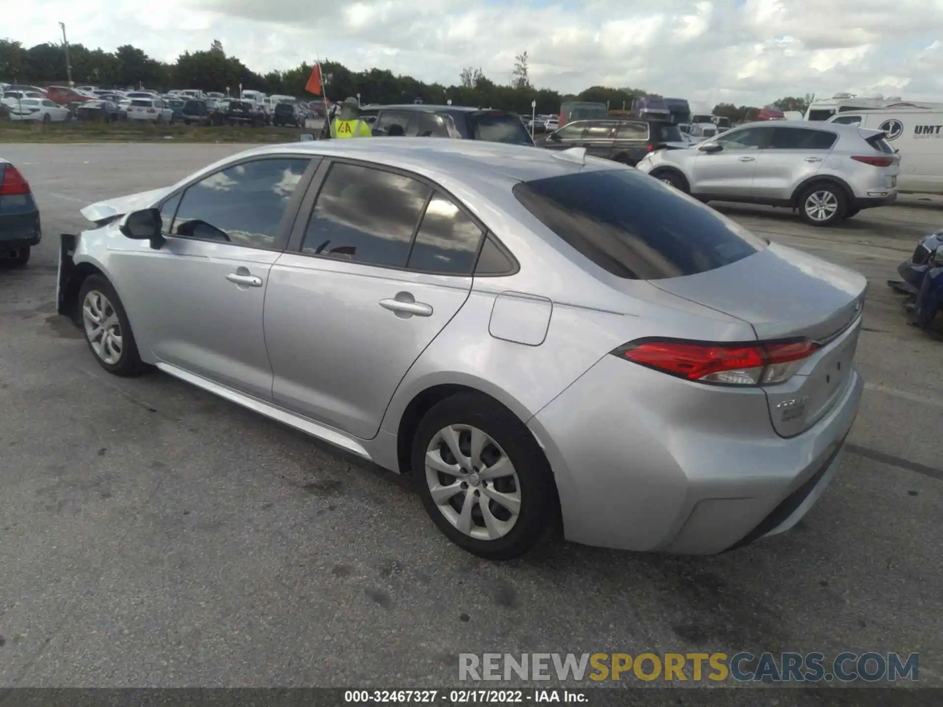 3 Photograph of a damaged car JTDEPRAEXLJ077733 TOYOTA COROLLA 2020