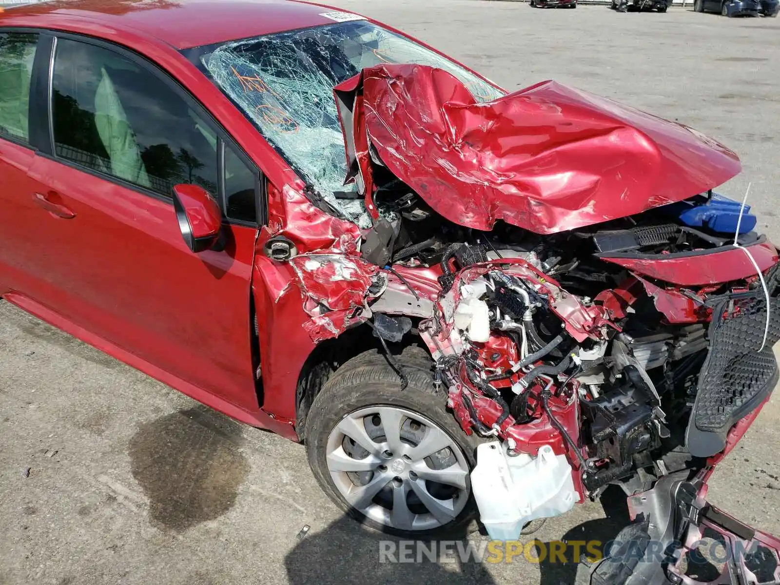 9 Photograph of a damaged car JTDEPRAEXLJ077909 TOYOTA COROLLA 2020