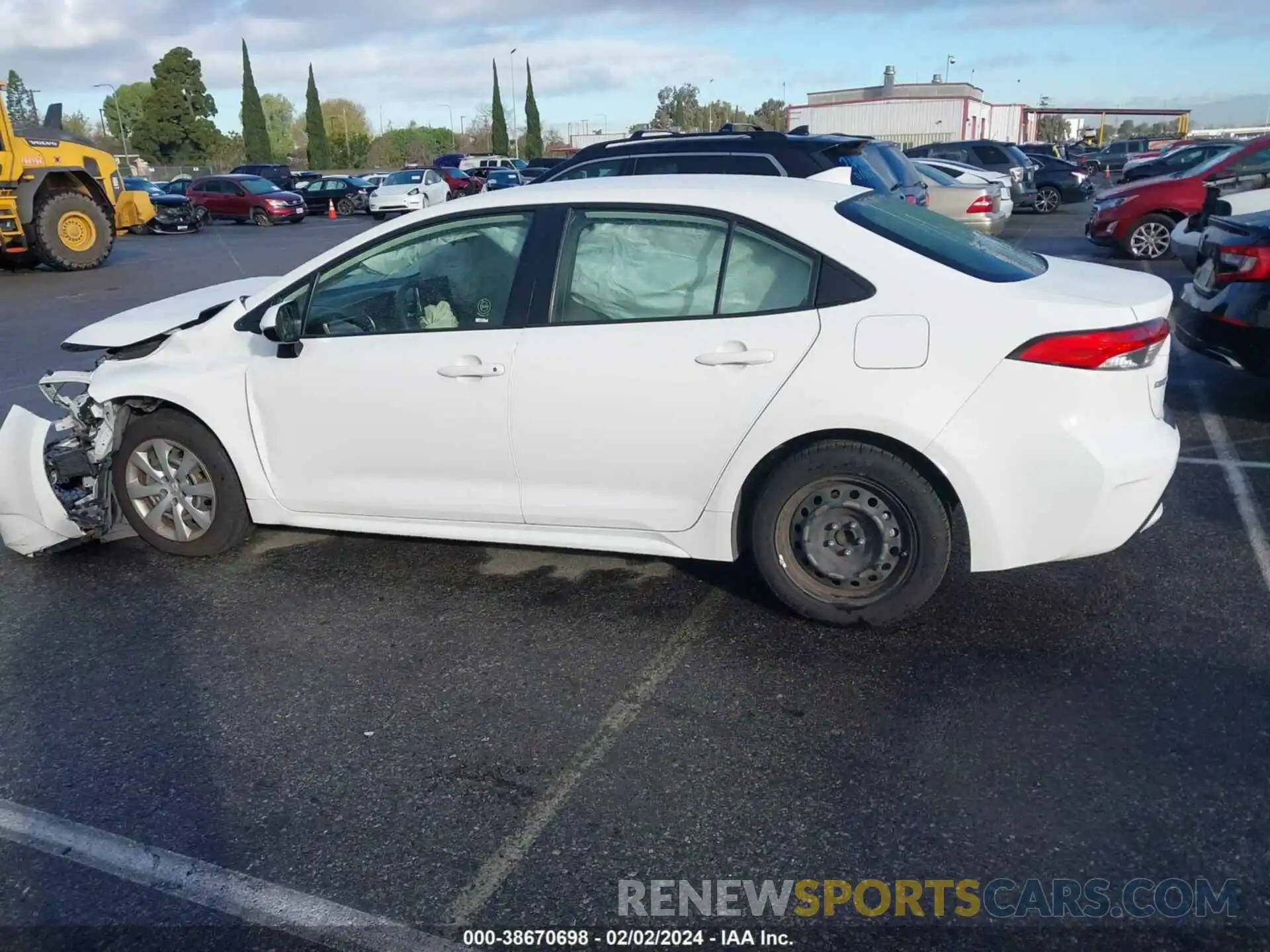 15 Photograph of a damaged car JTDEPRAEXLJ080213 TOYOTA COROLLA 2020